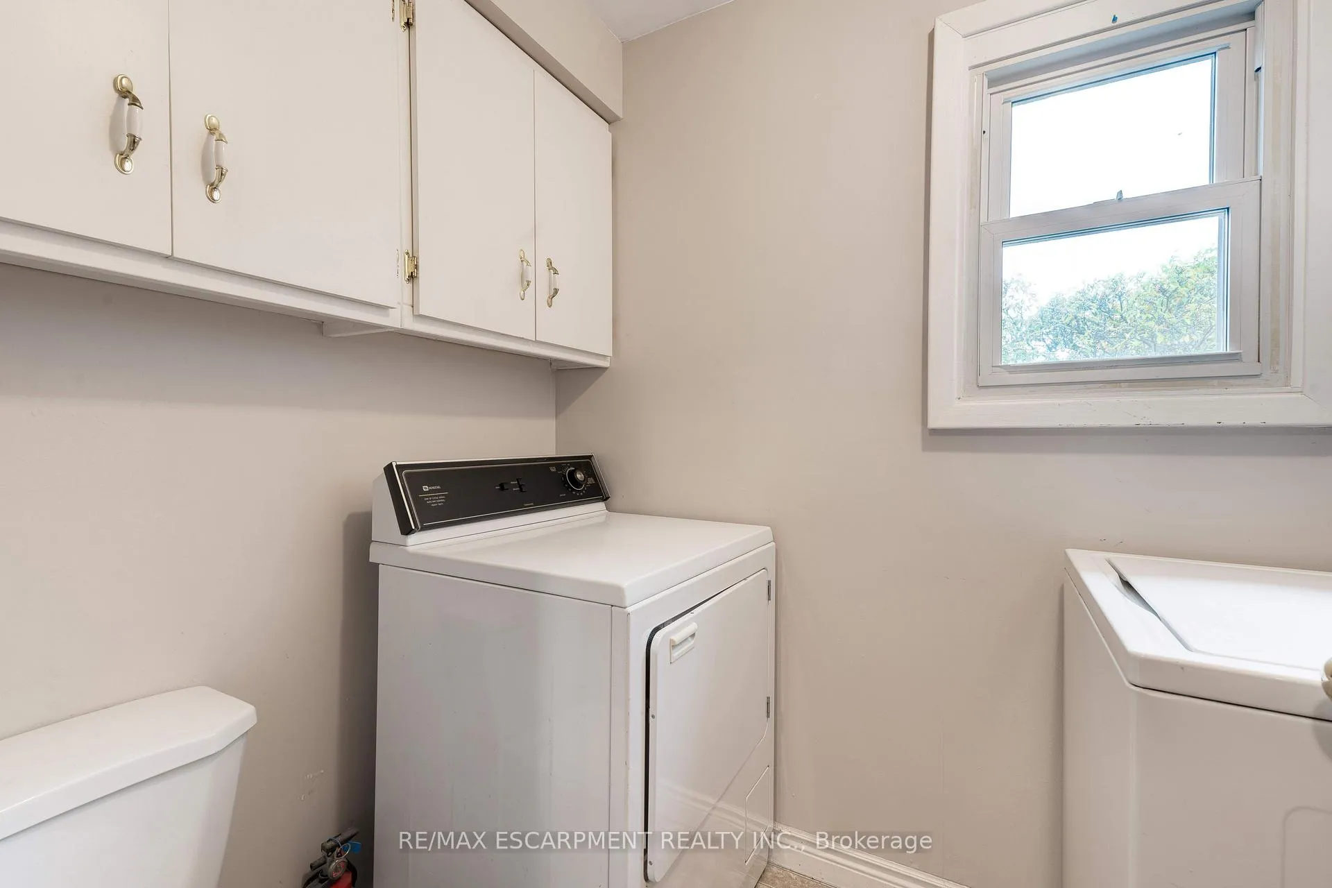 Photo 22 of 232 East 8th Street, Hamilton, Centremount — HOMEH