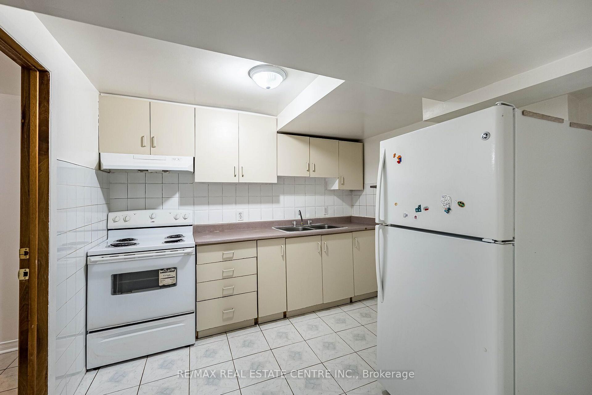 Photo 36 of 42 Lafleur Court, Brampton, Fletcher's Creek South — HOMEH