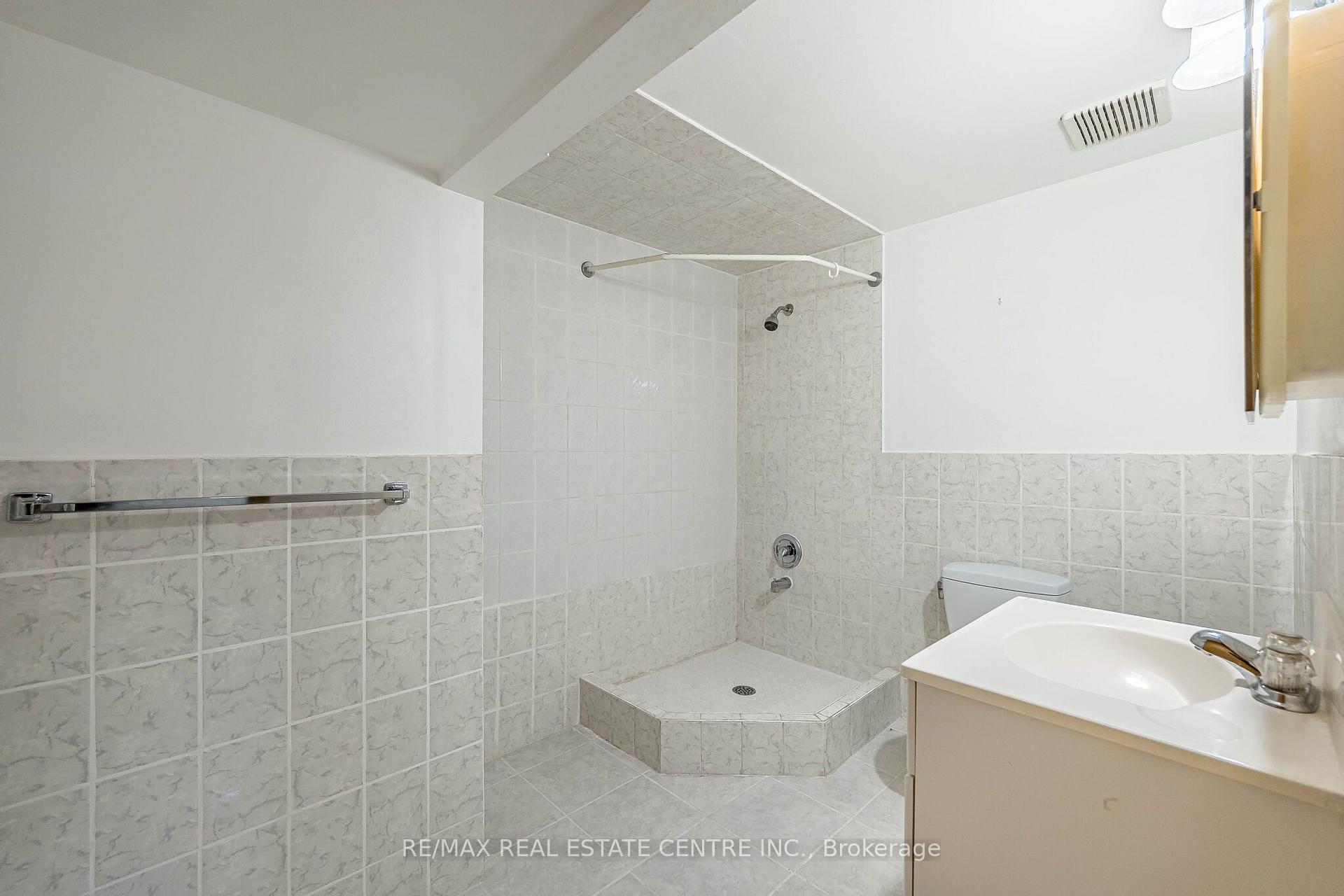 Photo 41 of 42 Lafleur Court, Brampton, Fletcher's Creek South — HOMEH