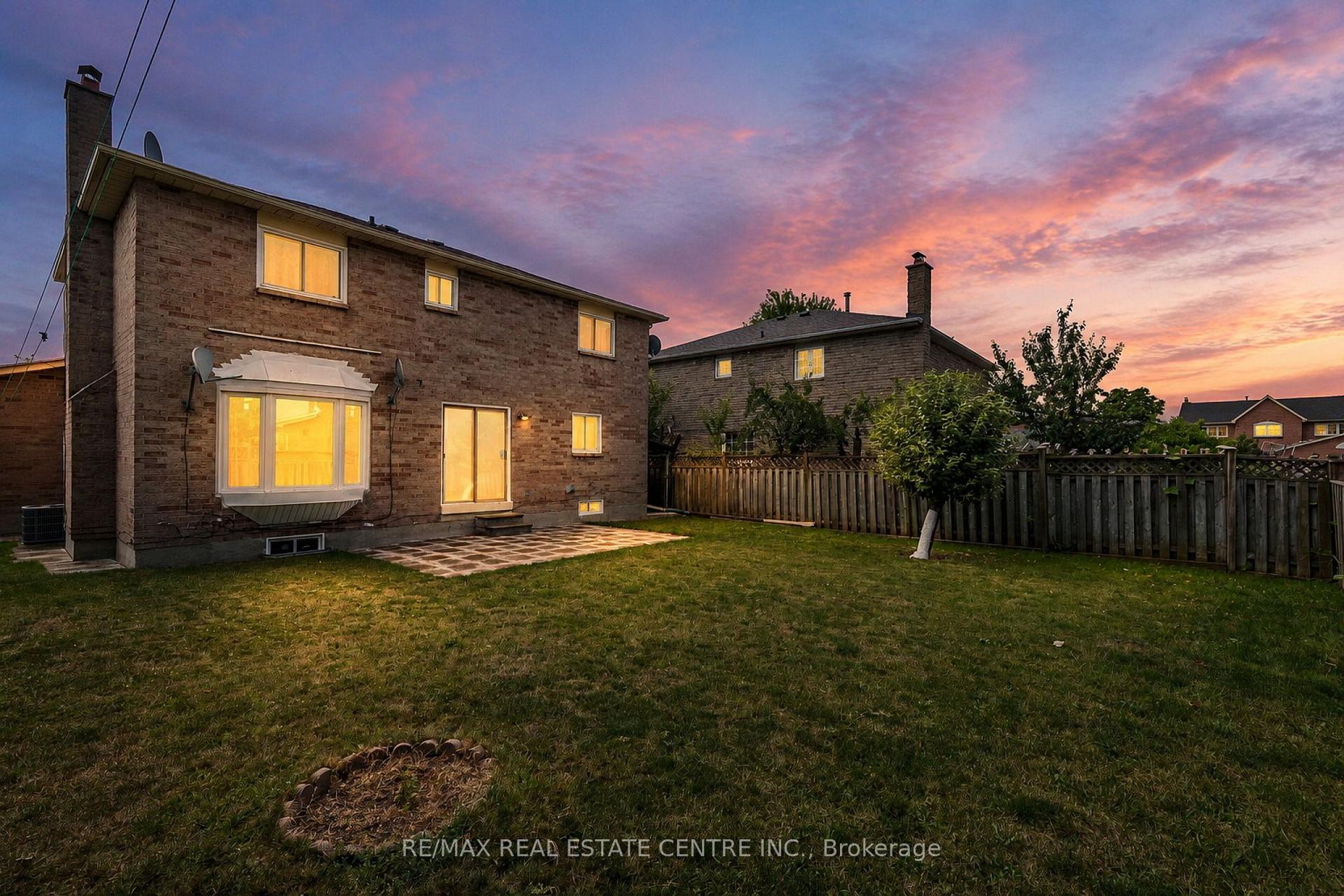 Photo 47 of 42 Lafleur Court, Brampton, Fletcher's Creek South — HOMEH
