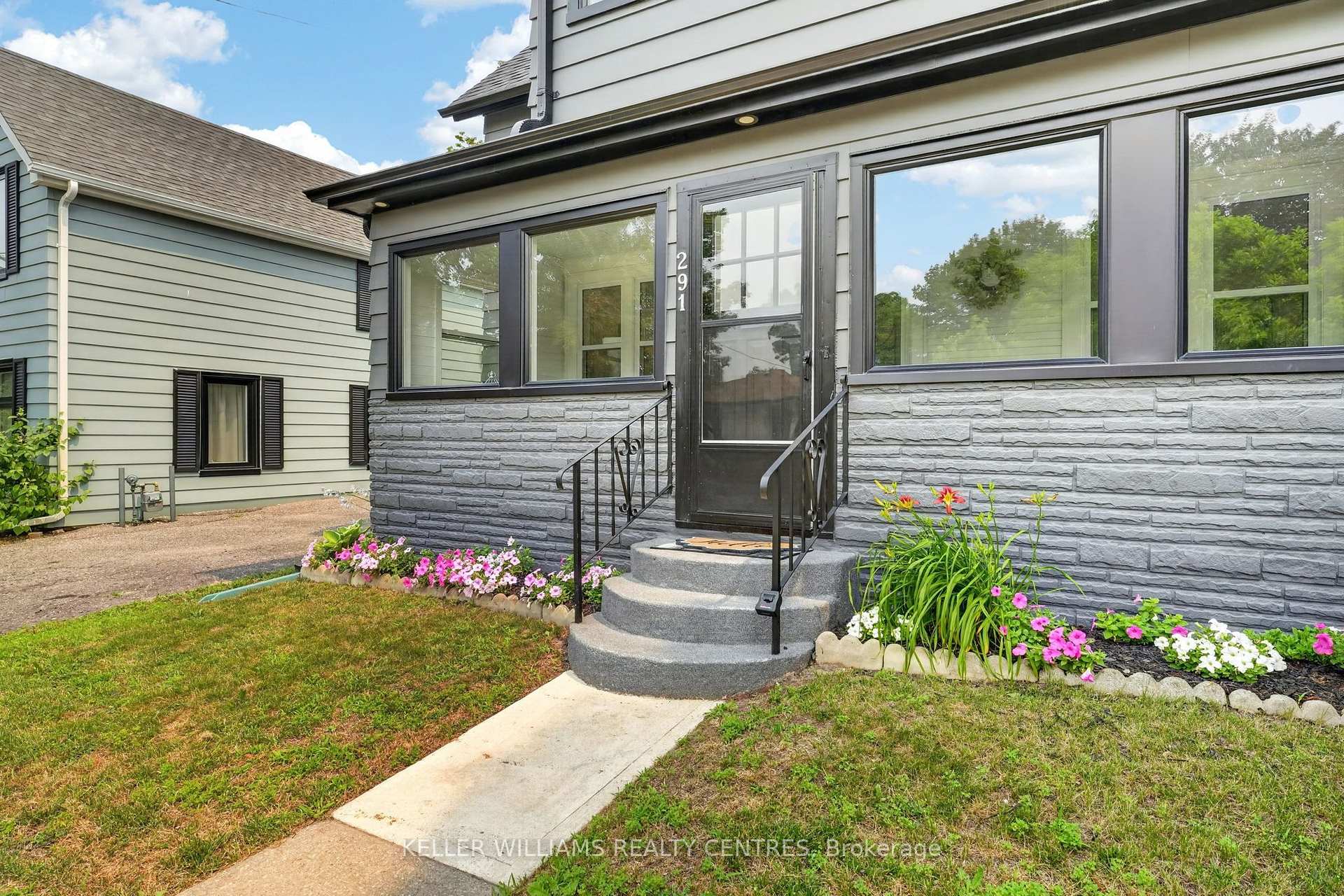 Photo 3 of 291 Ellen Street, Newmarket, Central Newmarket — HOMEH