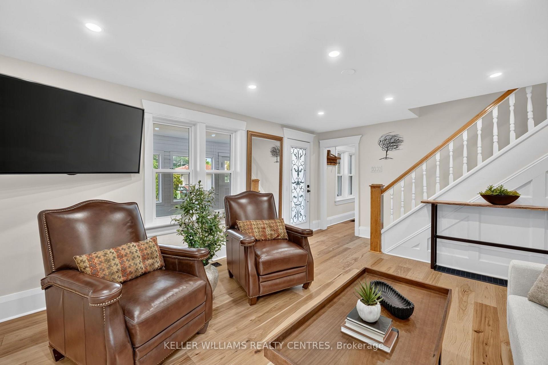 Photo 10 of 291 Ellen Street, Newmarket, Central Newmarket — HOMEH