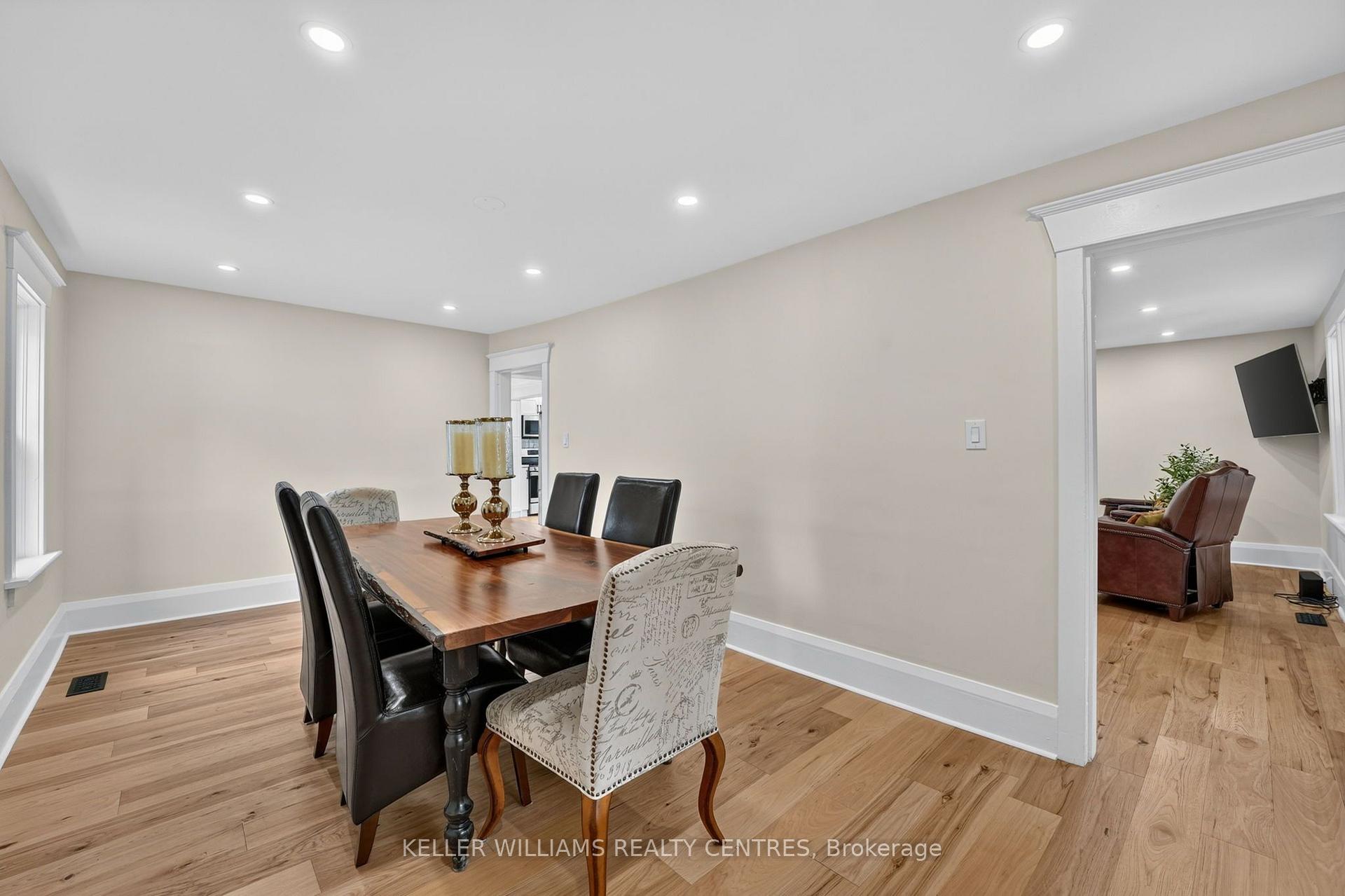 Photo 12 of 291 Ellen Street, Newmarket, Central Newmarket — HOMEH