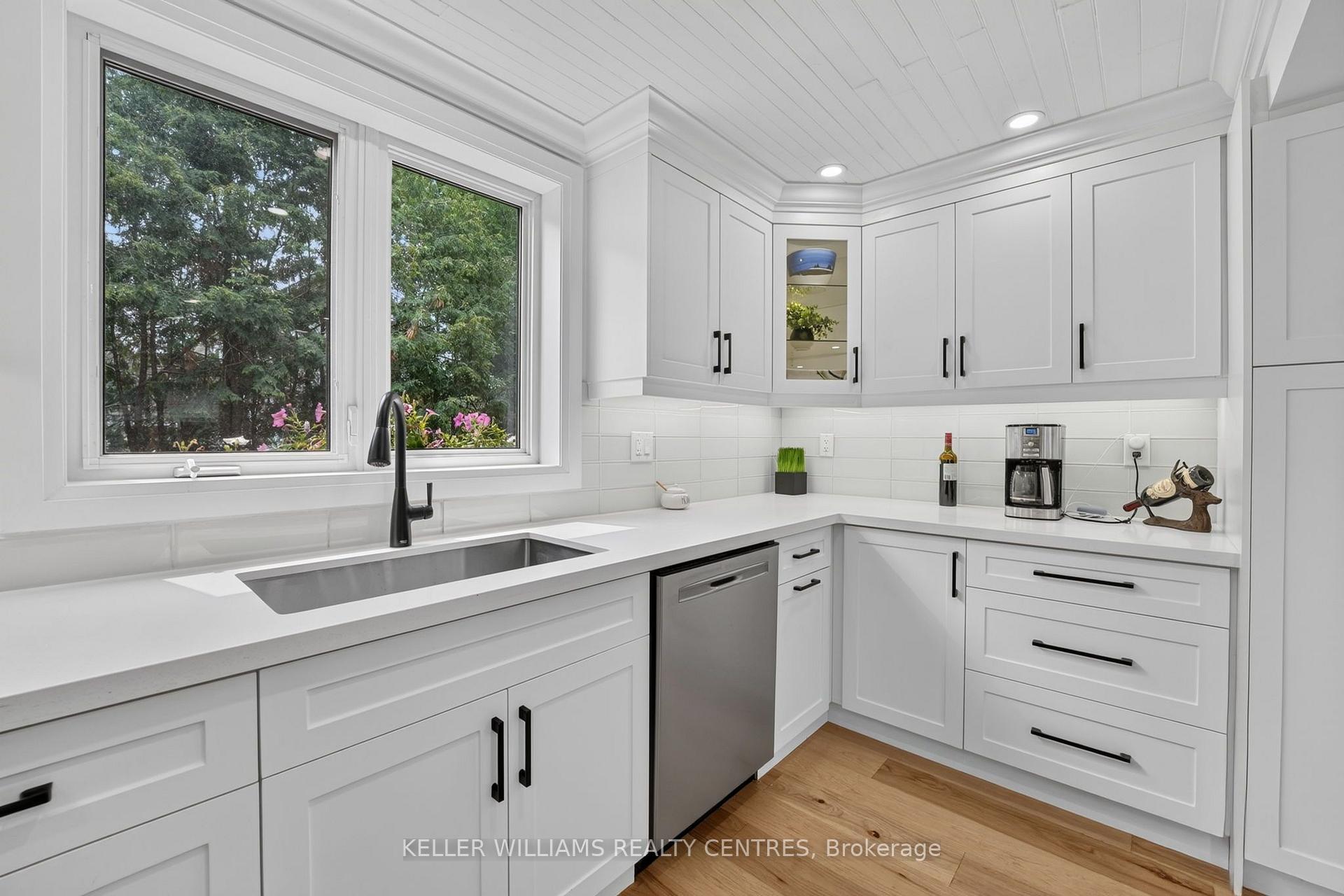 Photo 16 of 291 Ellen Street, Newmarket, Central Newmarket — HOMEH