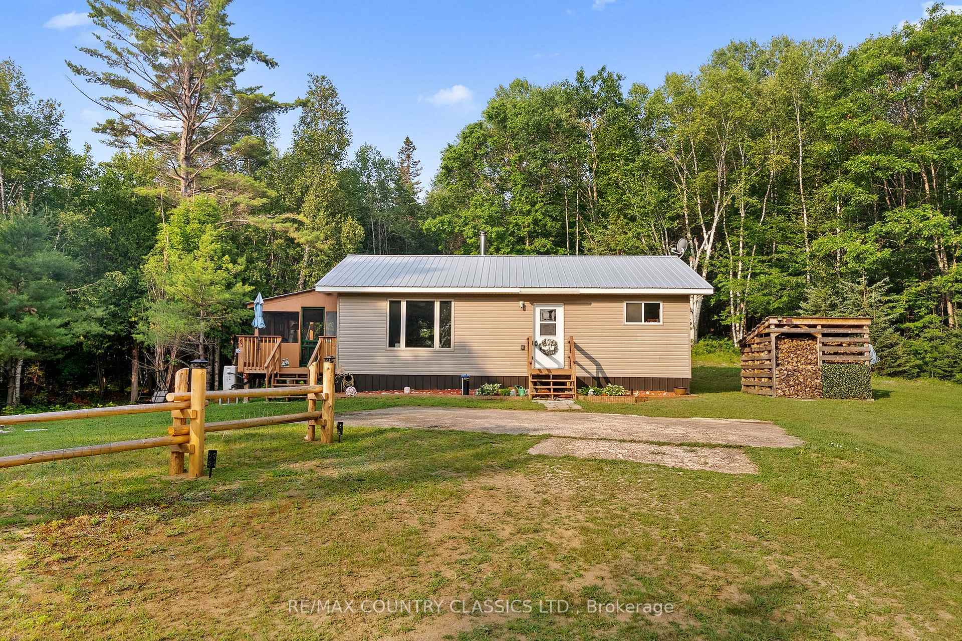 Photo of 528 Hwy No.28