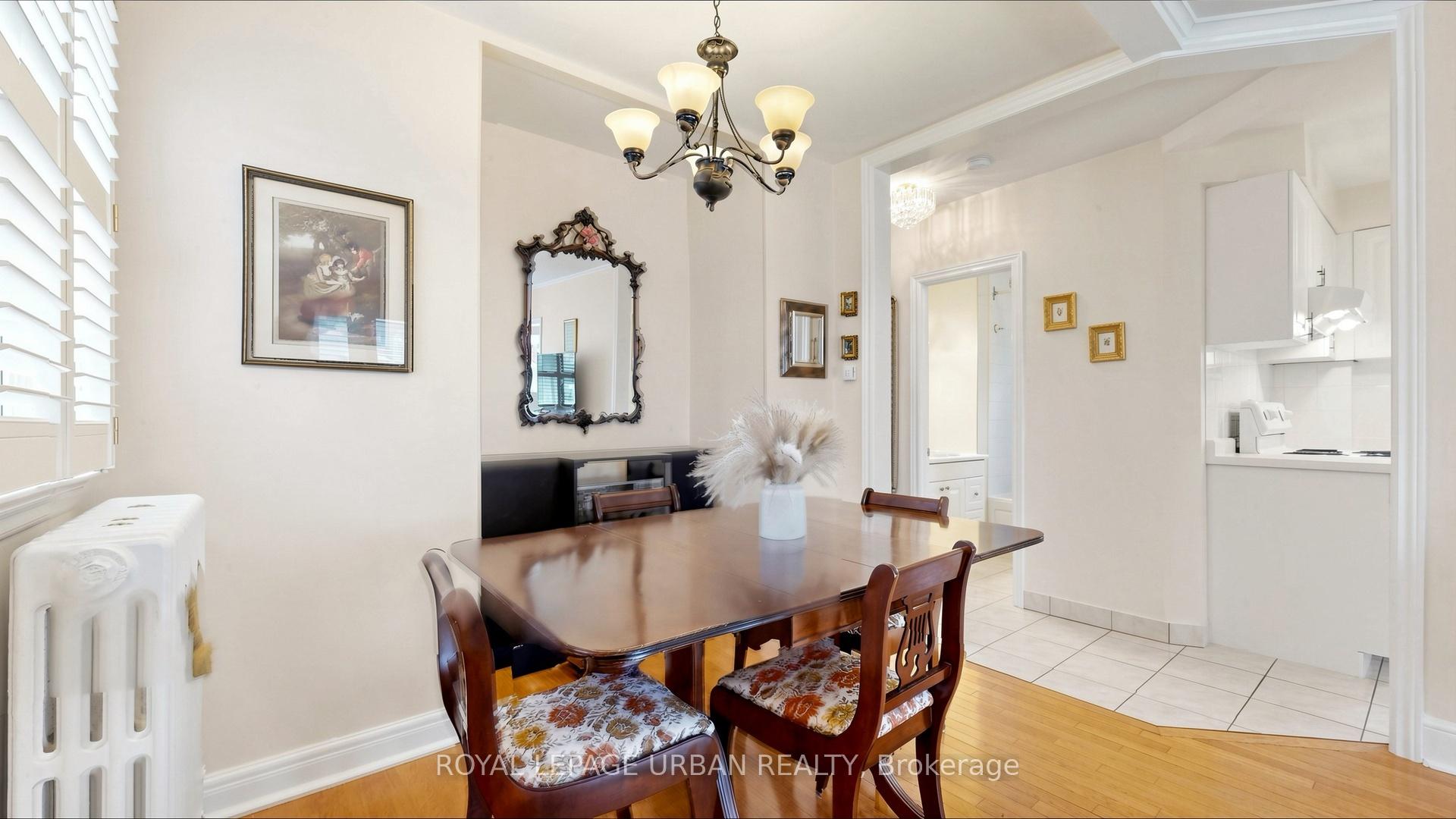 Photo 10 of 202 Virginia Avenue, Toronto, Woodbine-Lumsden — HOMEH