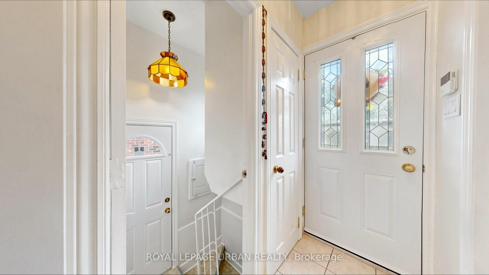 Photo 24 of 202 Virginia Avenue, Toronto, Woodbine-Lumsden — HOMEH