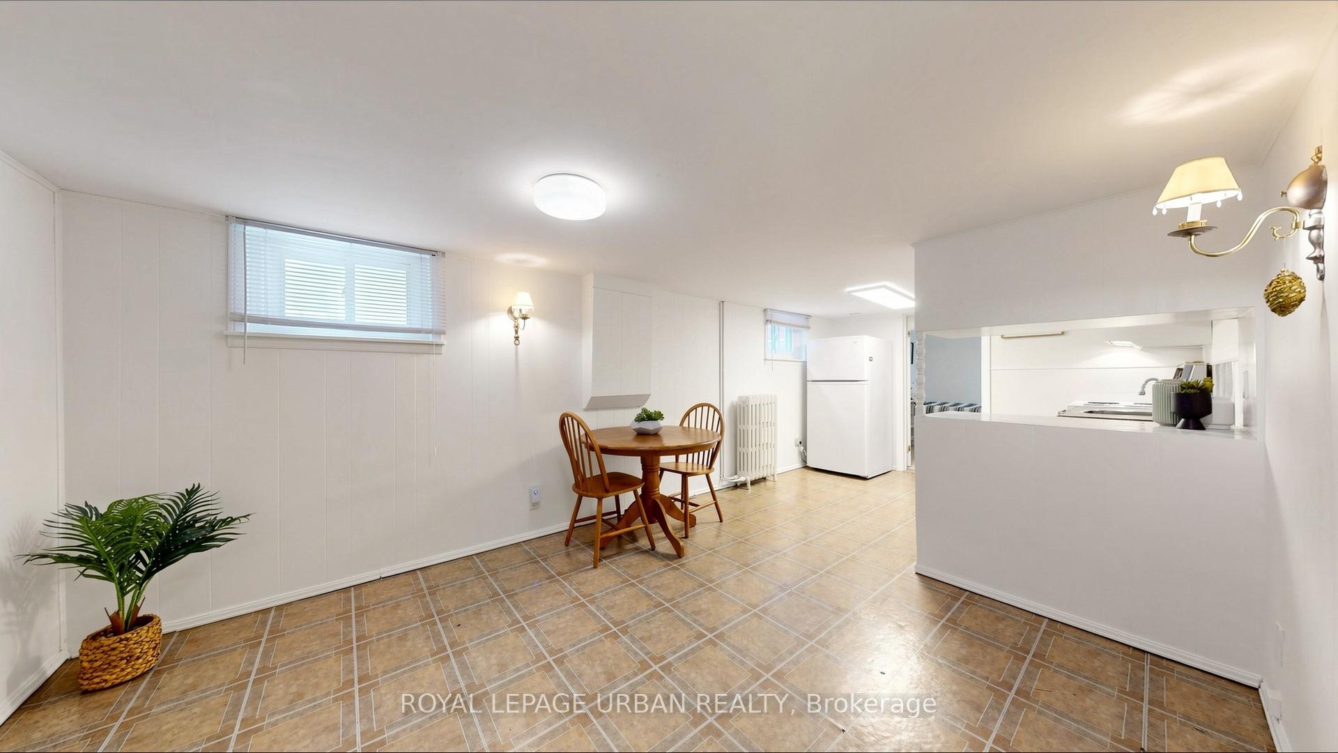 Photo 26 of 202 Virginia Avenue, Toronto, Woodbine-Lumsden — HOMEH