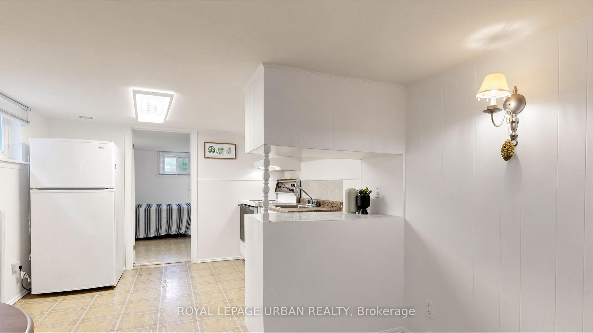 Photo 30 of 202 Virginia Avenue, Toronto, Woodbine-Lumsden — HOMEH
