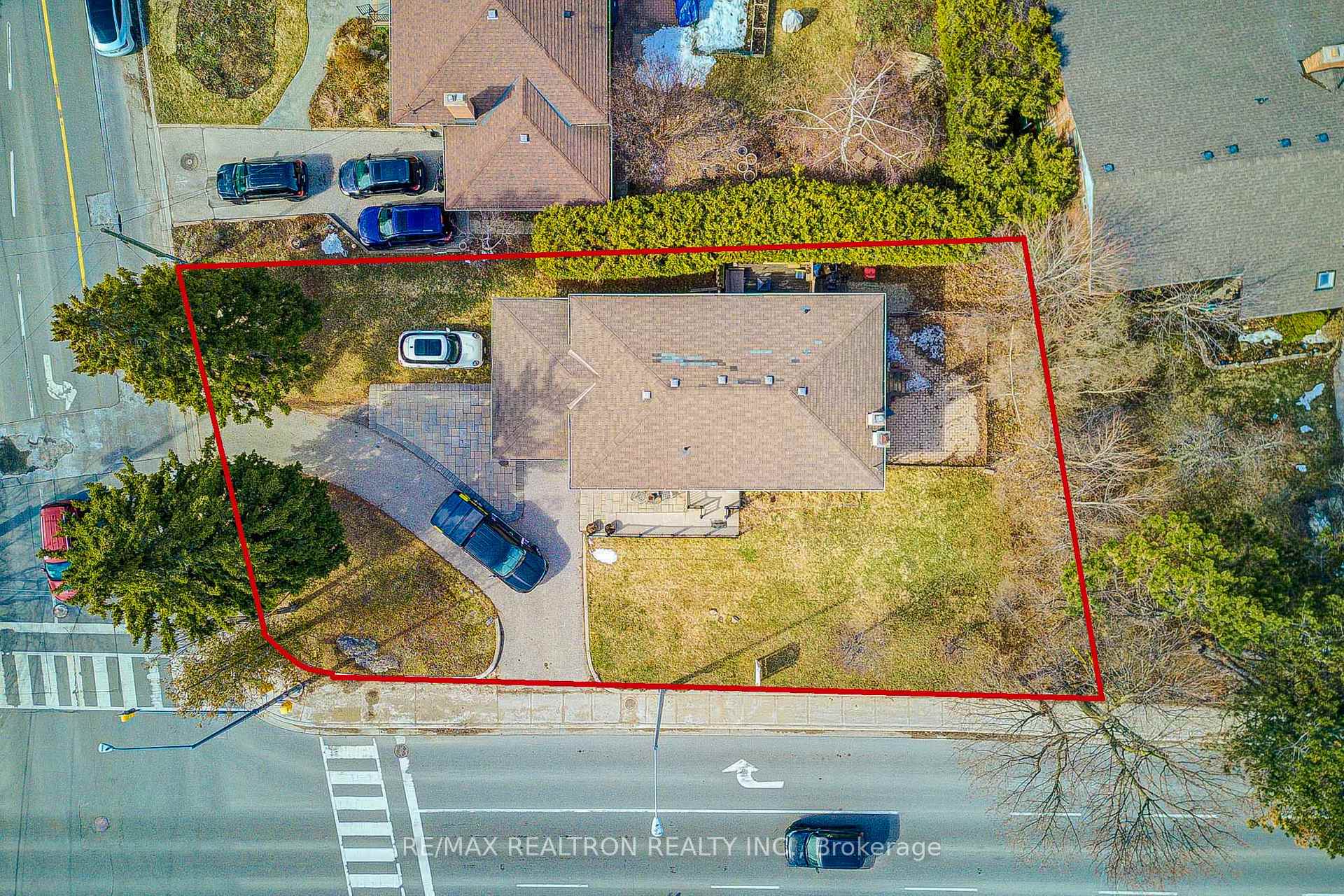 Photo 4 of 256 Church Street, Markham, Markham Village — HOMEH