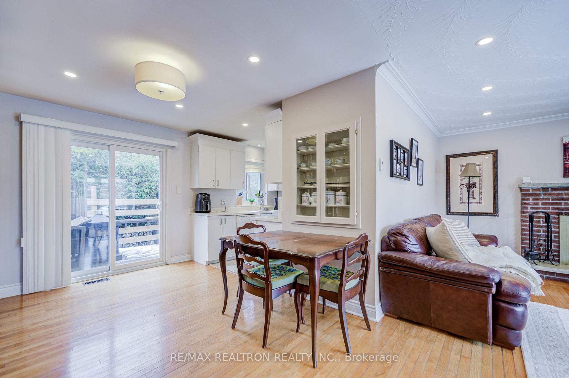 Photo 12 of 256 Church Street, Markham, Markham Village — HOMEH