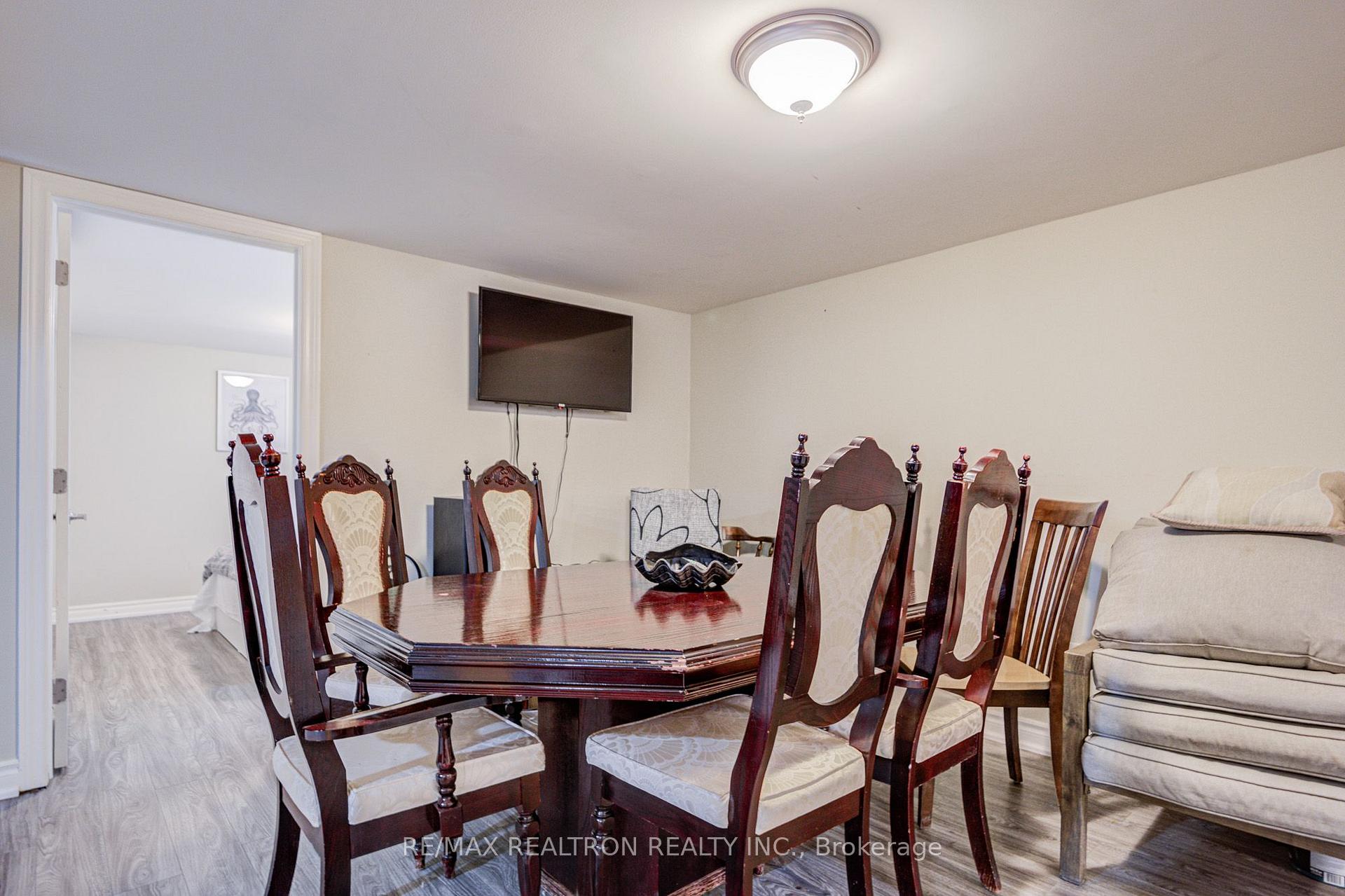 Photo 34 of 256 Church Street, Markham, Markham Village — HOMEH