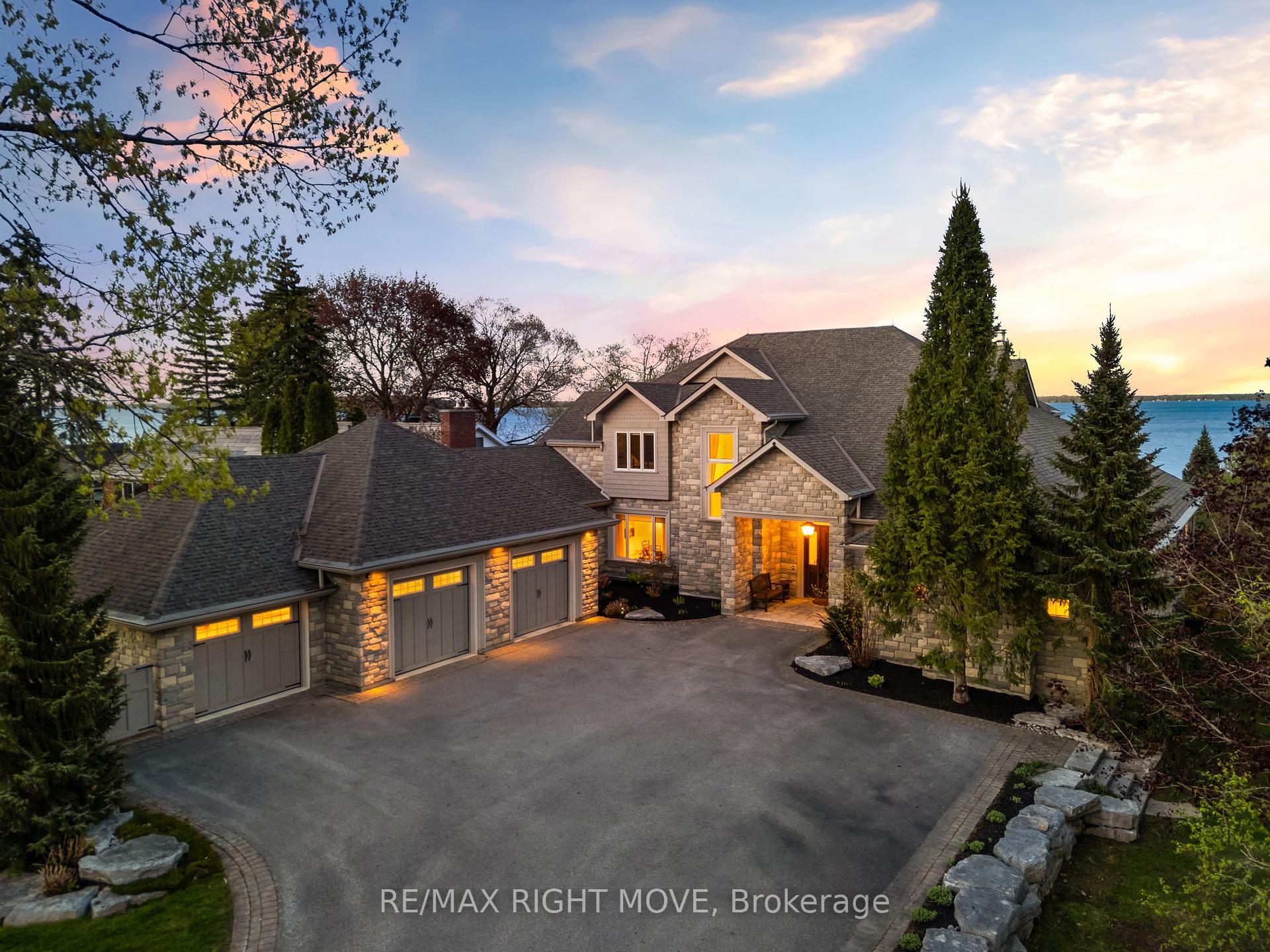 Photo 1 of 28 Maple Drive, Orillia — HOMEH