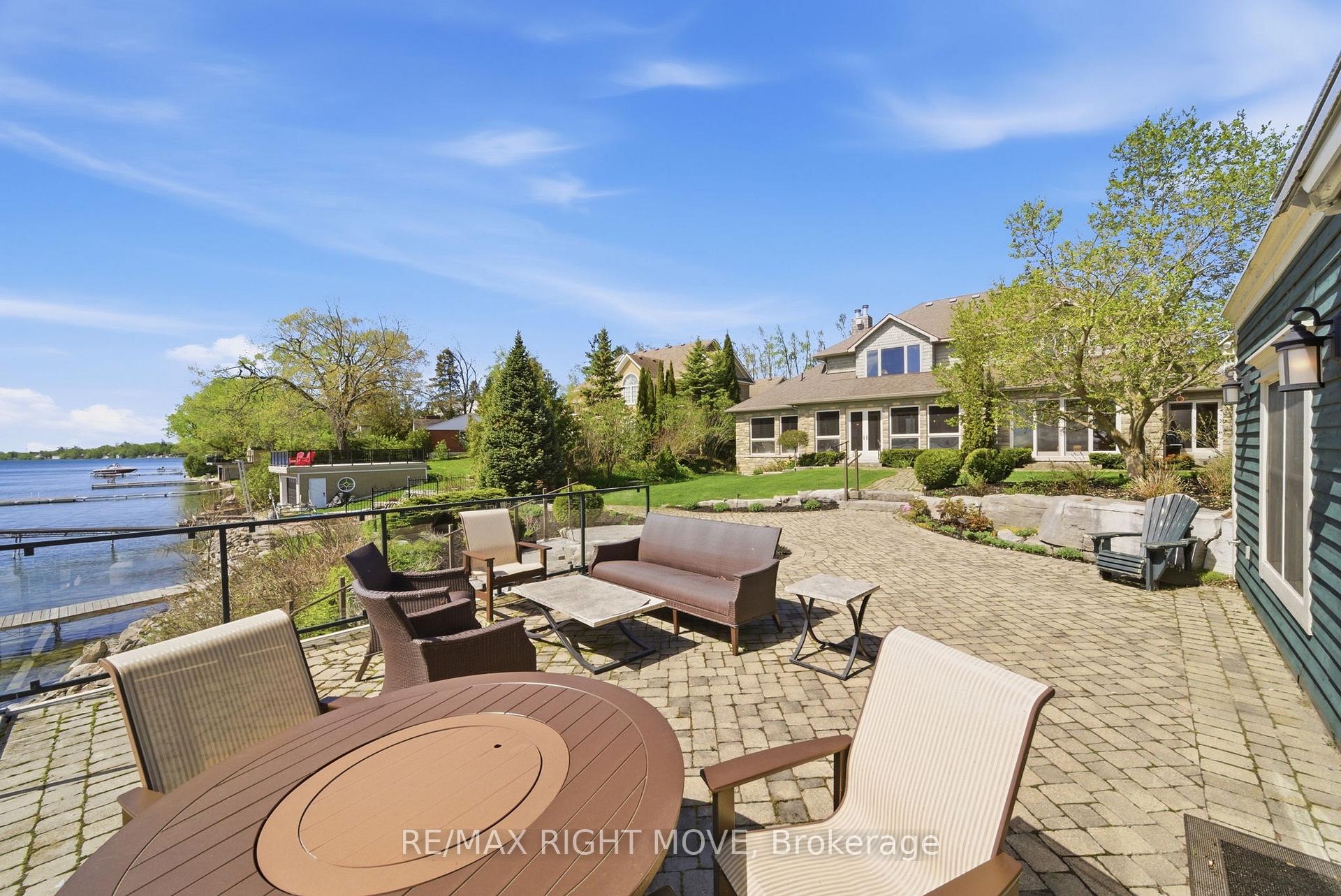 Photo 41 of 28 Maple Drive, Orillia — HOMEH