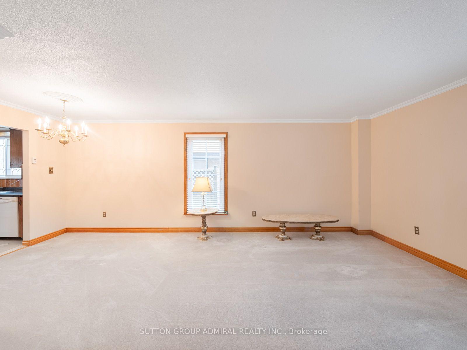 Photo 5 of 5 Durie Lane, Markham, Aileen-Willowbrook — HOMEH