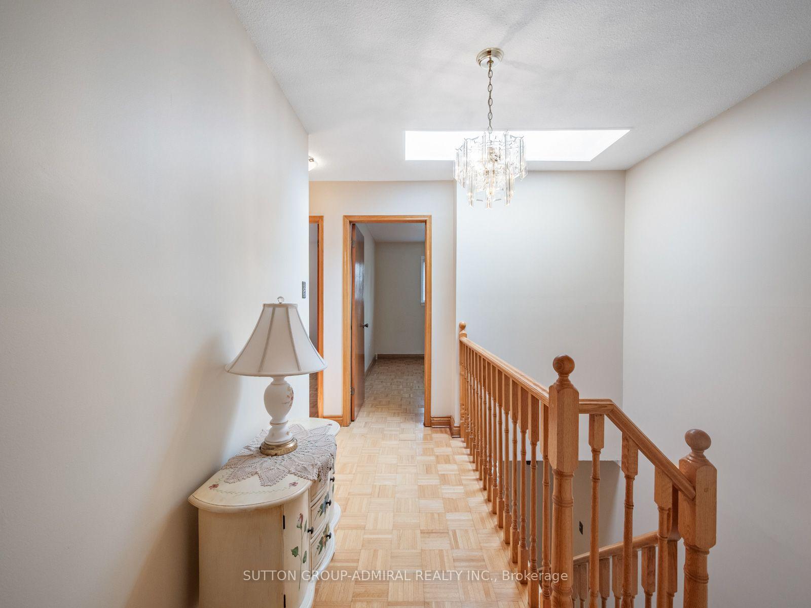 Photo 13 of 5 Durie Lane, Markham, Aileen-Willowbrook — HOMEH