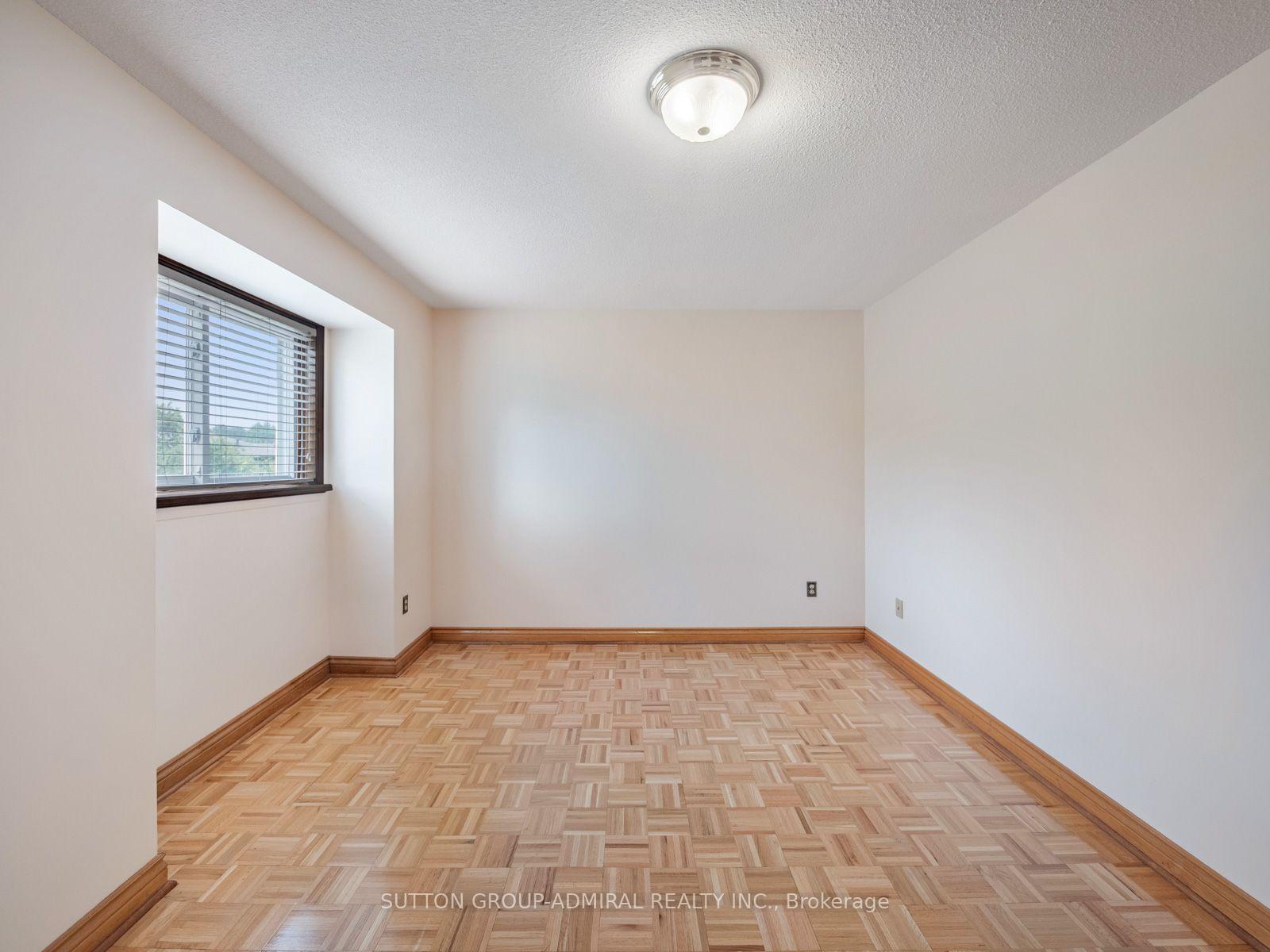 Photo 47 of 5 Durie Lane, Markham, Aileen-Willowbrook — HOMEH