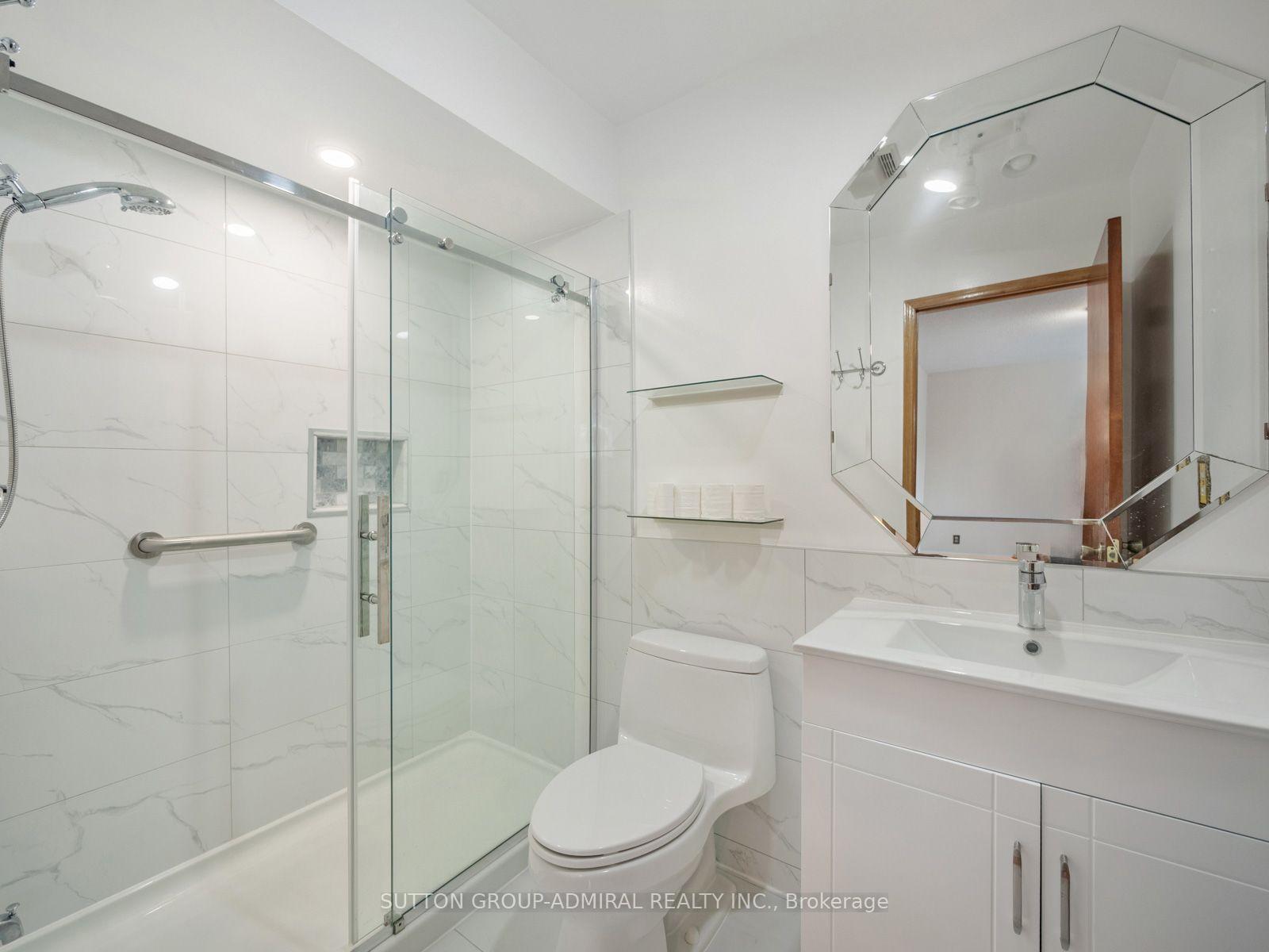 Photo 17 of 5 Durie Lane, Markham, Aileen-Willowbrook — HOMEH