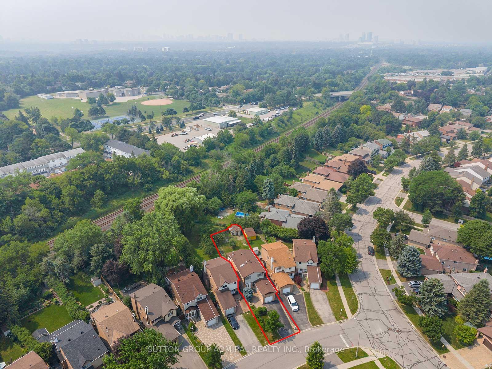Photo 34 of 5 Durie Lane, Markham, Aileen-Willowbrook — HOMEH