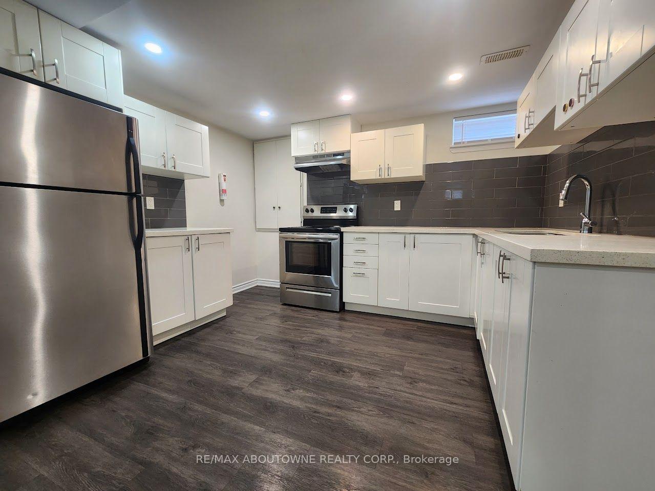 Photo 10 of Unit Lower, 18 Greeningdon Drive, Hamilton, Greeningdon — HOMEH