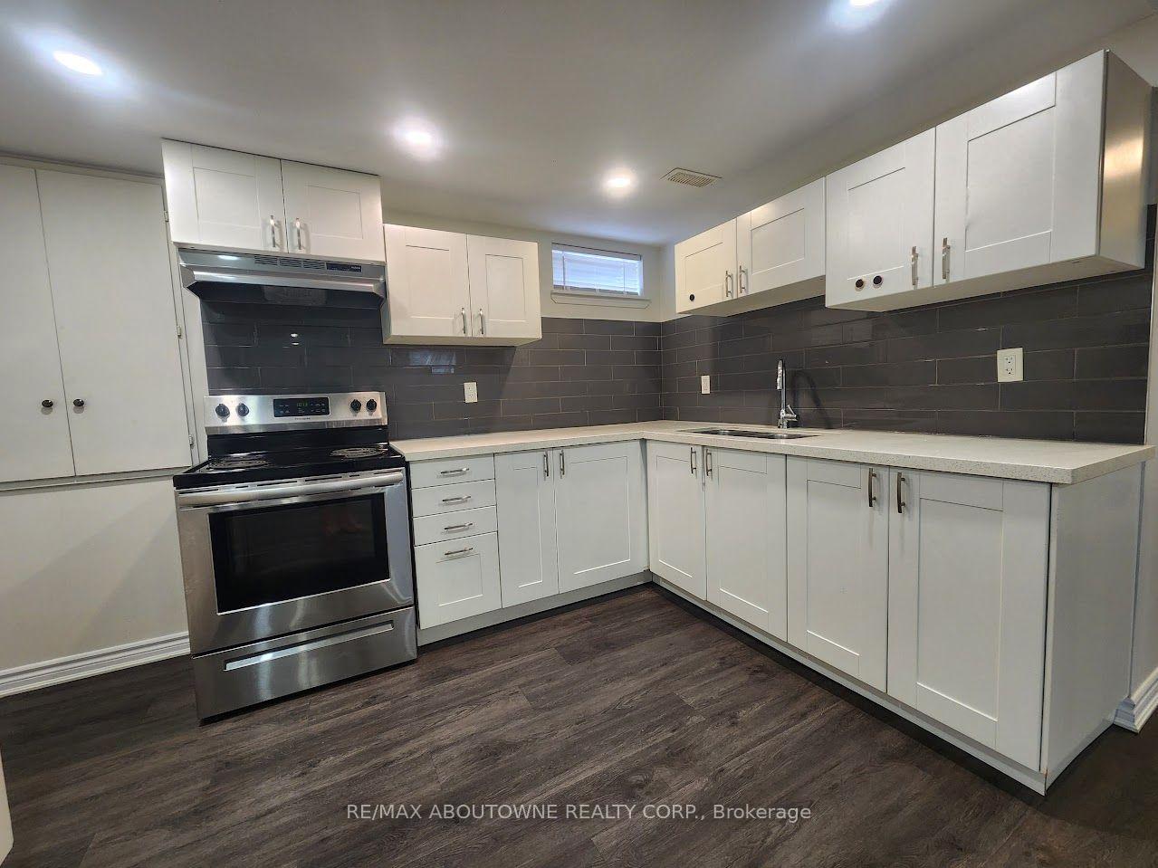 Photo 12 of Unit Lower, 18 Greeningdon Drive, Hamilton, Greeningdon — HOMEH