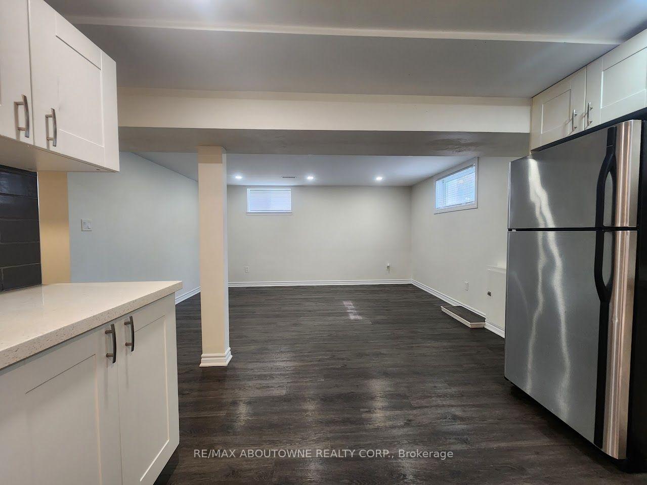 Photo 13 of Unit Lower, 18 Greeningdon Drive, Hamilton, Greeningdon — HOMEH