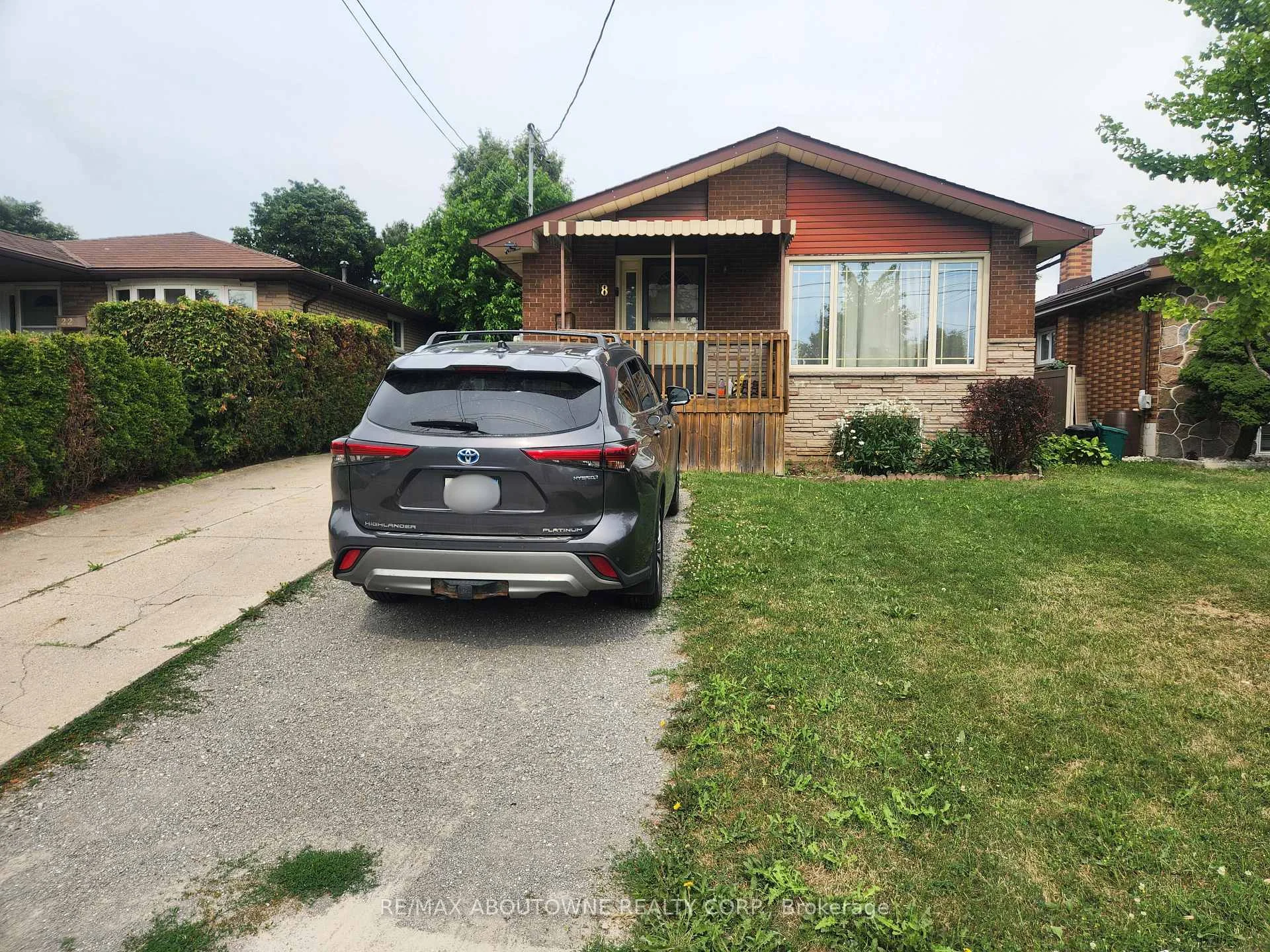 Photo 29 of Unit Lower, 18 Greeningdon Drive, Hamilton, Greeningdon — HOMEH