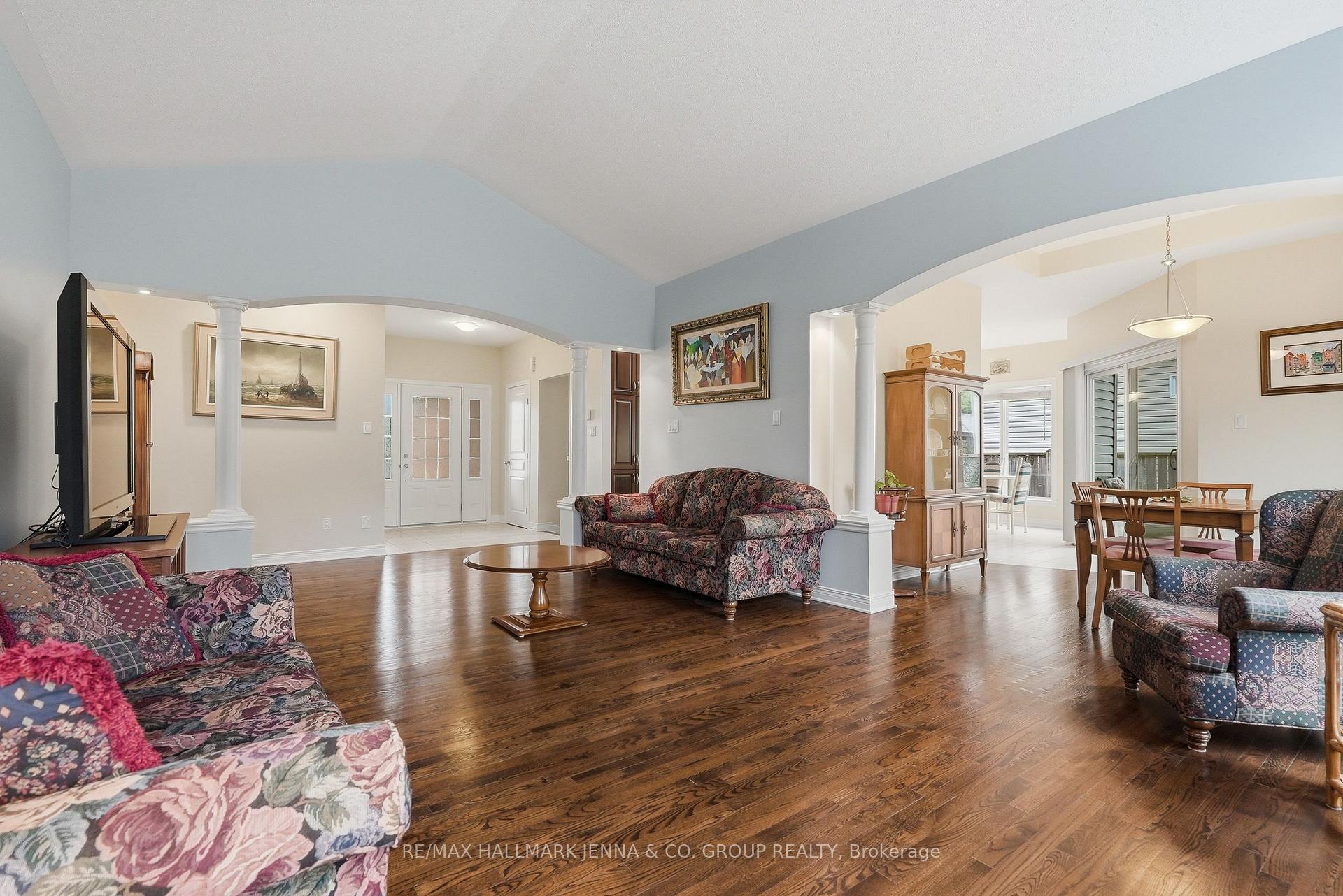 Photo 9 of 15 Baywood Drive, Ottawa, Stittsville (South) — HOMEH