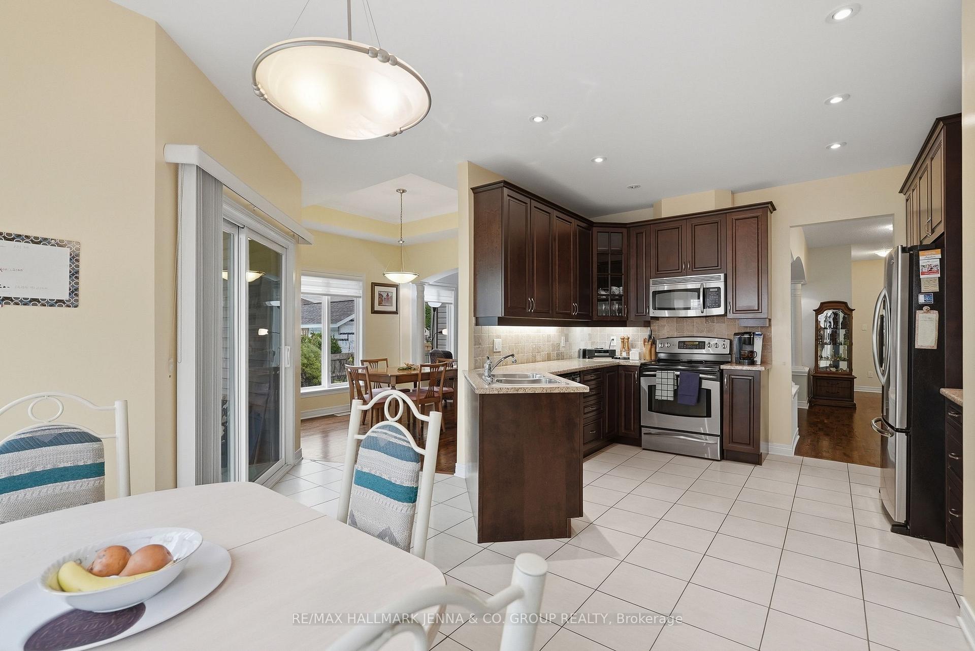 Photo 17 of 15 Baywood Drive, Ottawa, Stittsville (South) — HOMEH