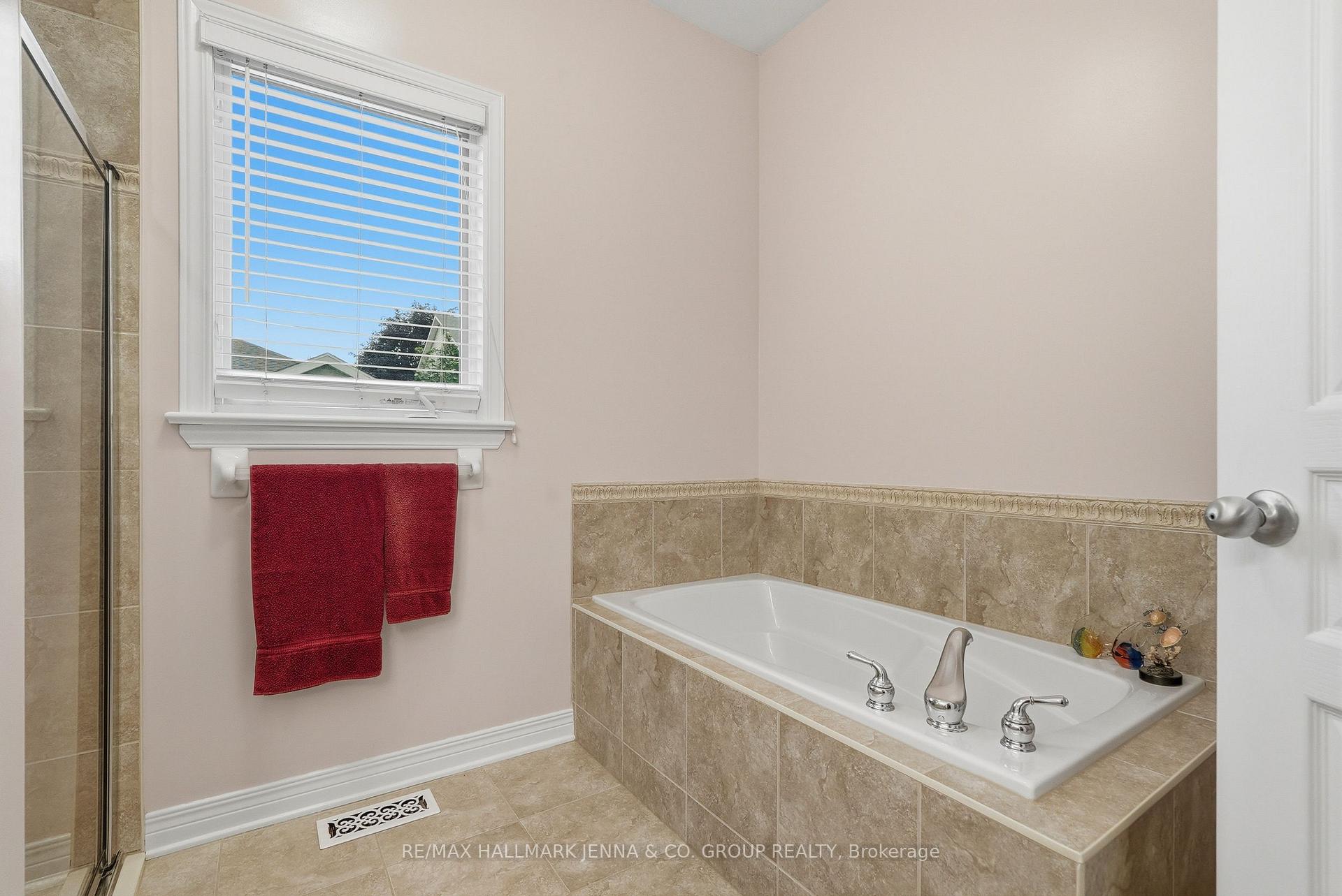 Photo 26 of 15 Baywood Drive, Ottawa, Stittsville (South) — HOMEH