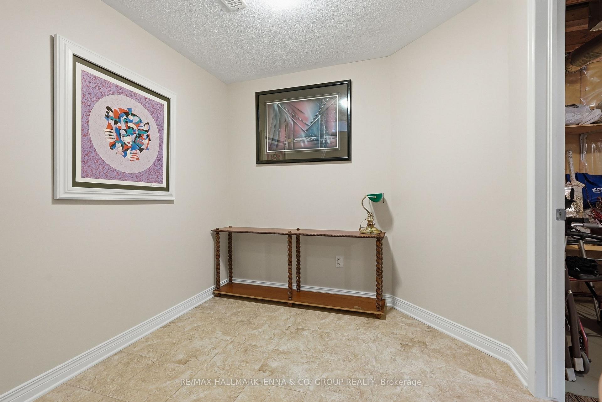 Photo 32 of 15 Baywood Drive, Ottawa, Stittsville (South) — HOMEH