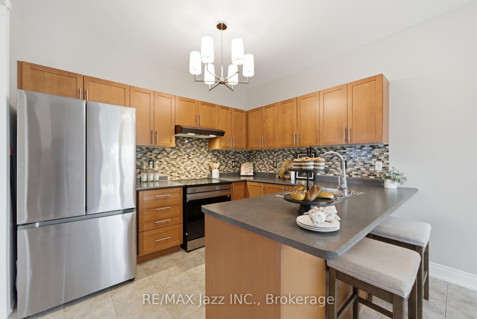 Photo 11 of 1824 Birchview Drive, Oshawa, Samac — HOMEH