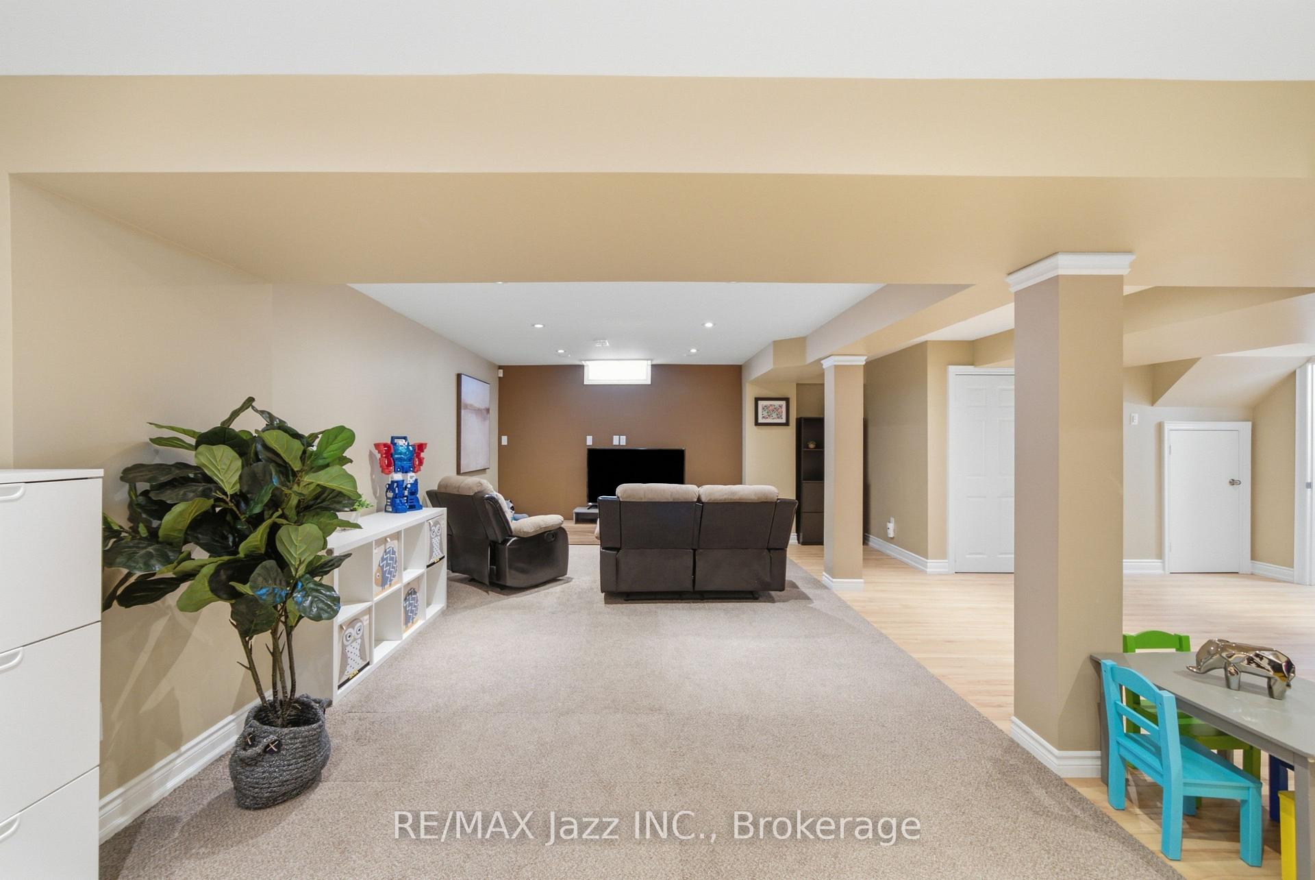 Photo 41 of 1824 Birchview Drive, Oshawa, Samac — HOMEH