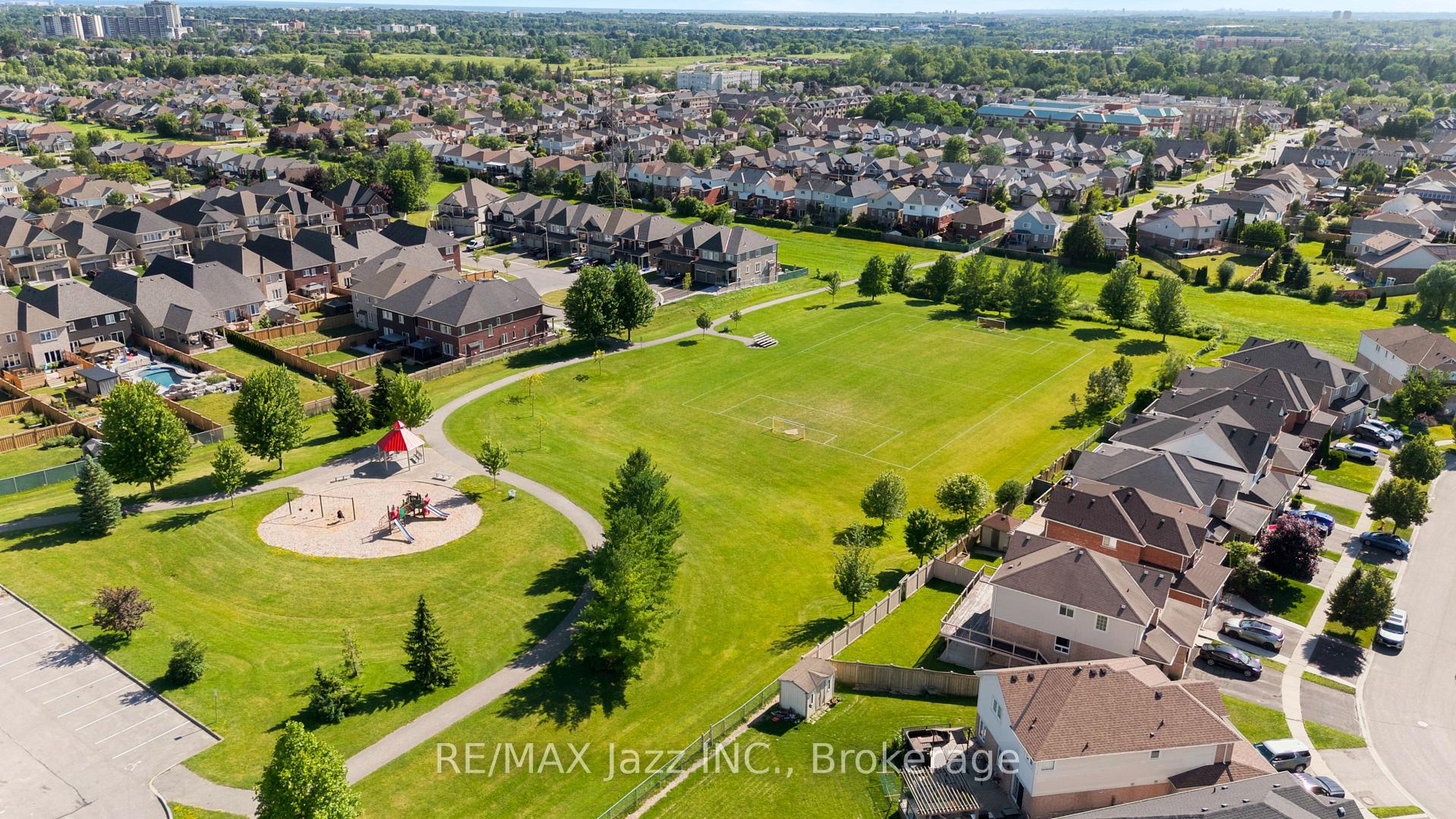 Photo 49 of 1824 Birchview Drive, Oshawa, Samac — HOMEH