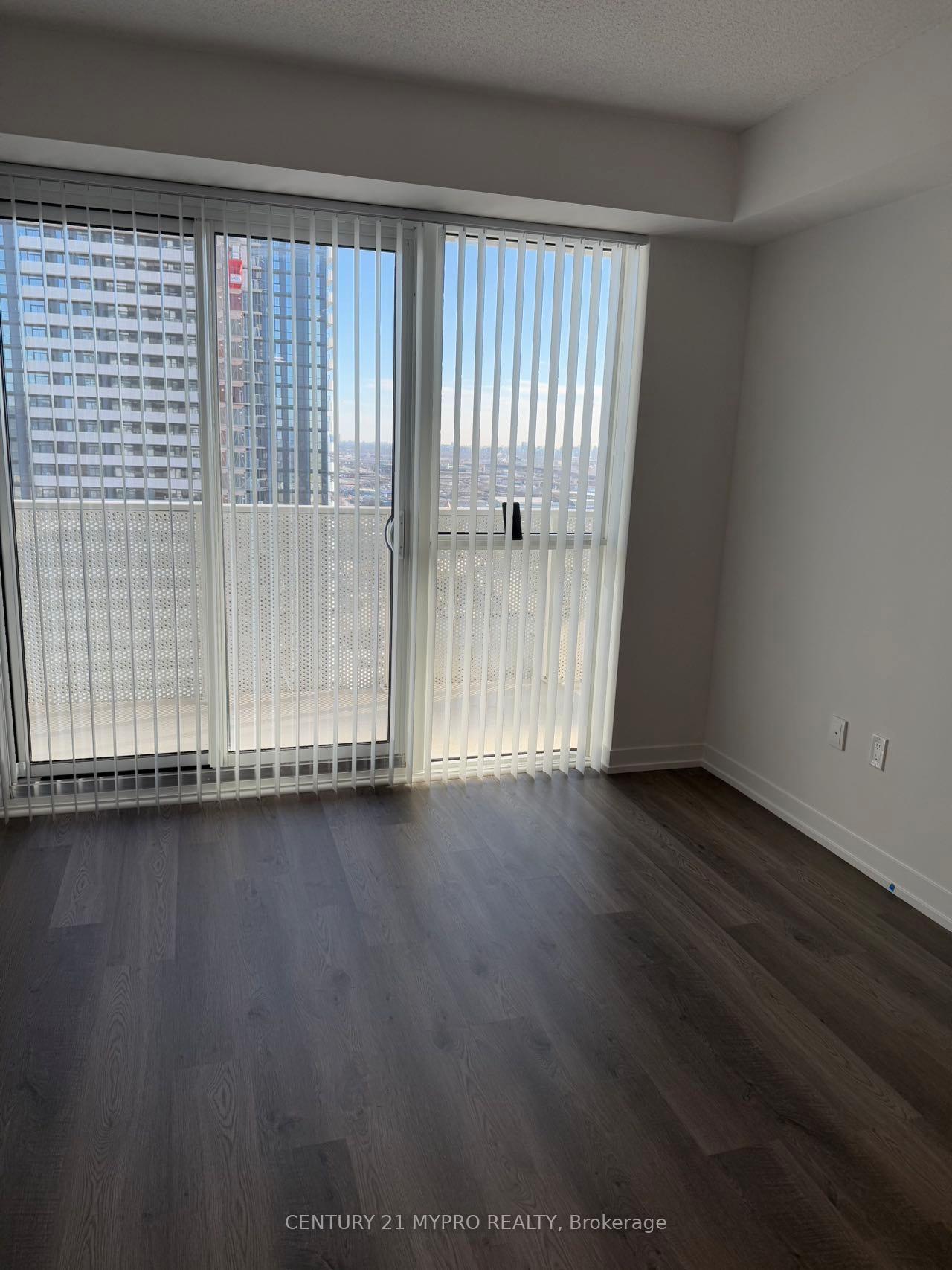 Photo 2 of Unit 2701, 195 Commerce Street, Vaughan, Vaughan Corporate Centre — HOMEH
