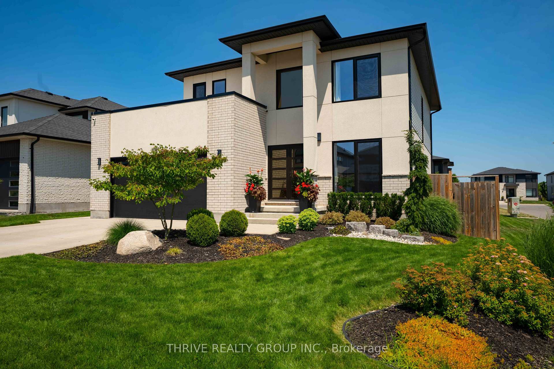Photo 2 of 2084 Tyson Walk, London, South K — HOMEH
