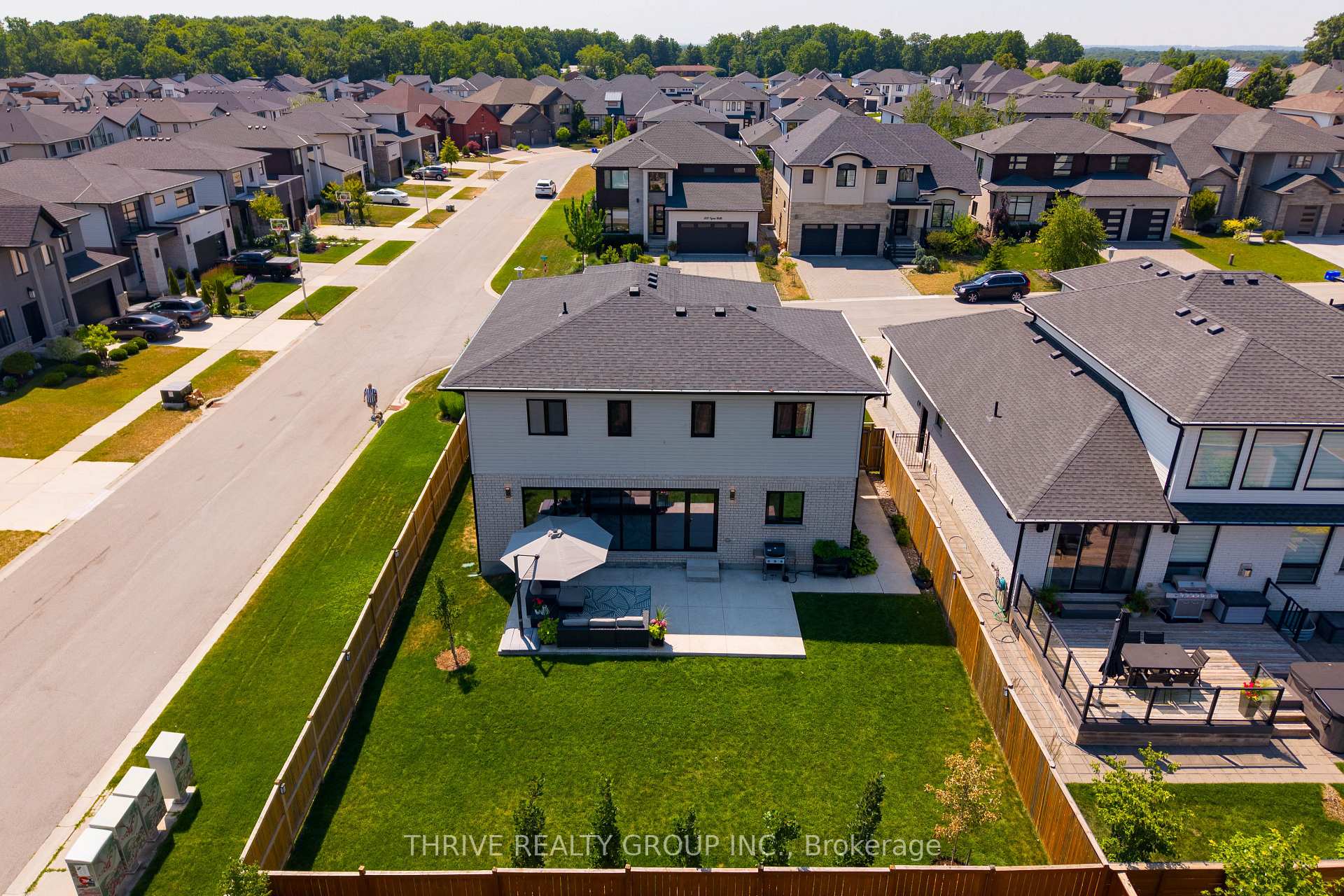 Photo 6 of 2084 Tyson Walk, London, South K — HOMEH