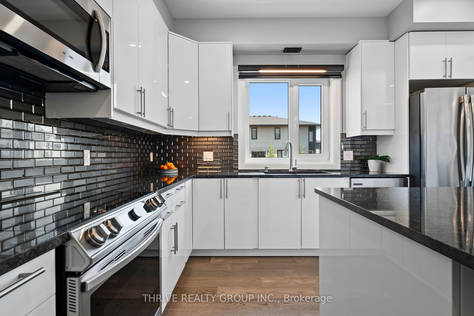 Photo 17 of 2084 Tyson Walk, London, South K — HOMEH
