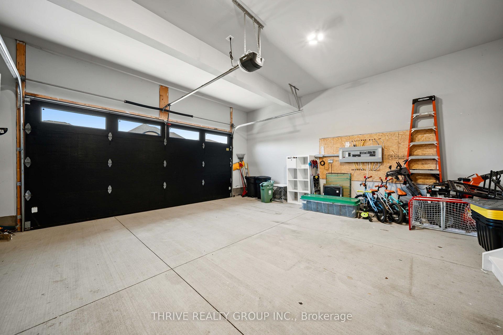 Photo 49 of 2084 Tyson Walk, London, South K — HOMEH