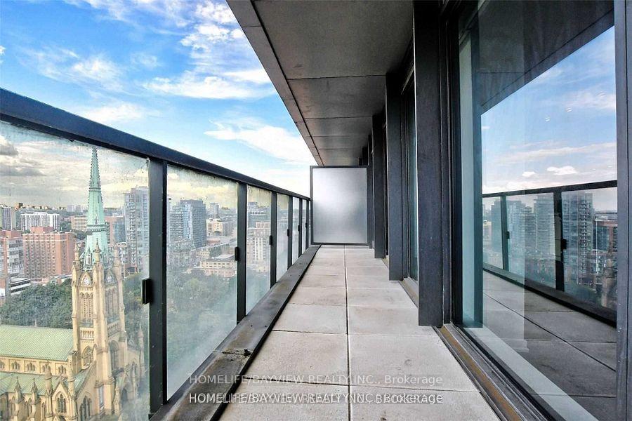 Photo 5 of Unit 2201, 60 Colborne Street, Toronto, Church-Yonge Corridor — HOMEH