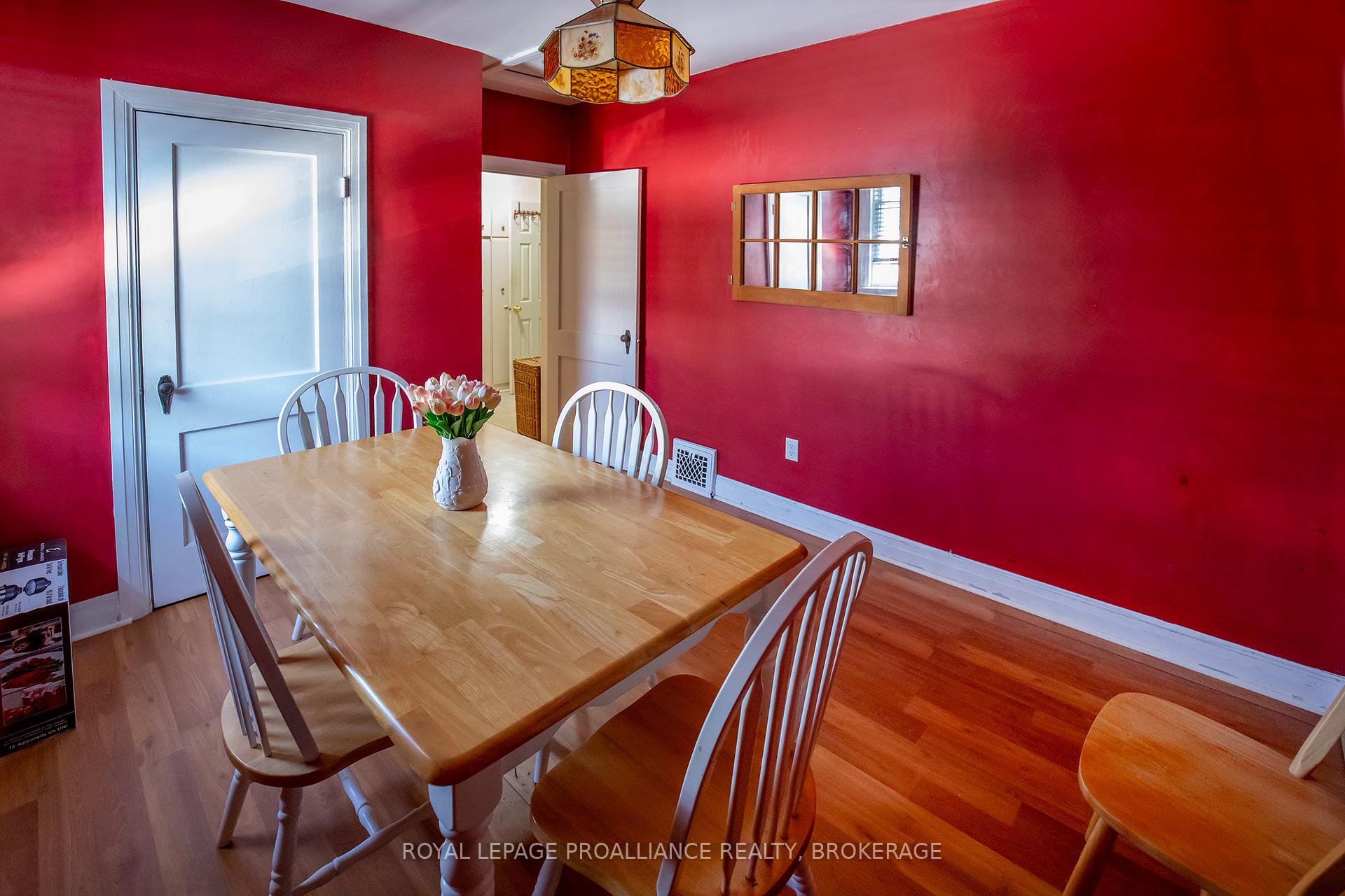Photo 8 of 238 Mack Street, Kingston, Central City East — HOMEH