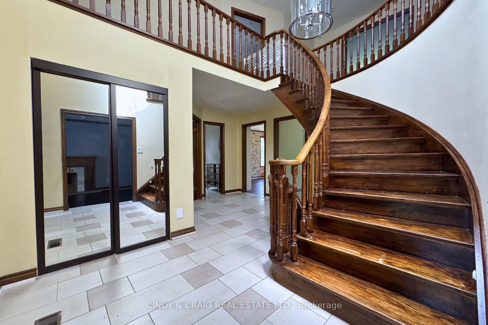 Photo 3 of 1426 Highbush Trail, Pickering, Woodlands — HOMEH