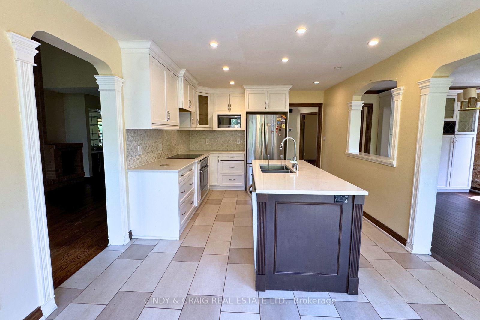 Photo 6 of 1426 Highbush Trail, Pickering, Woodlands — HOMEH