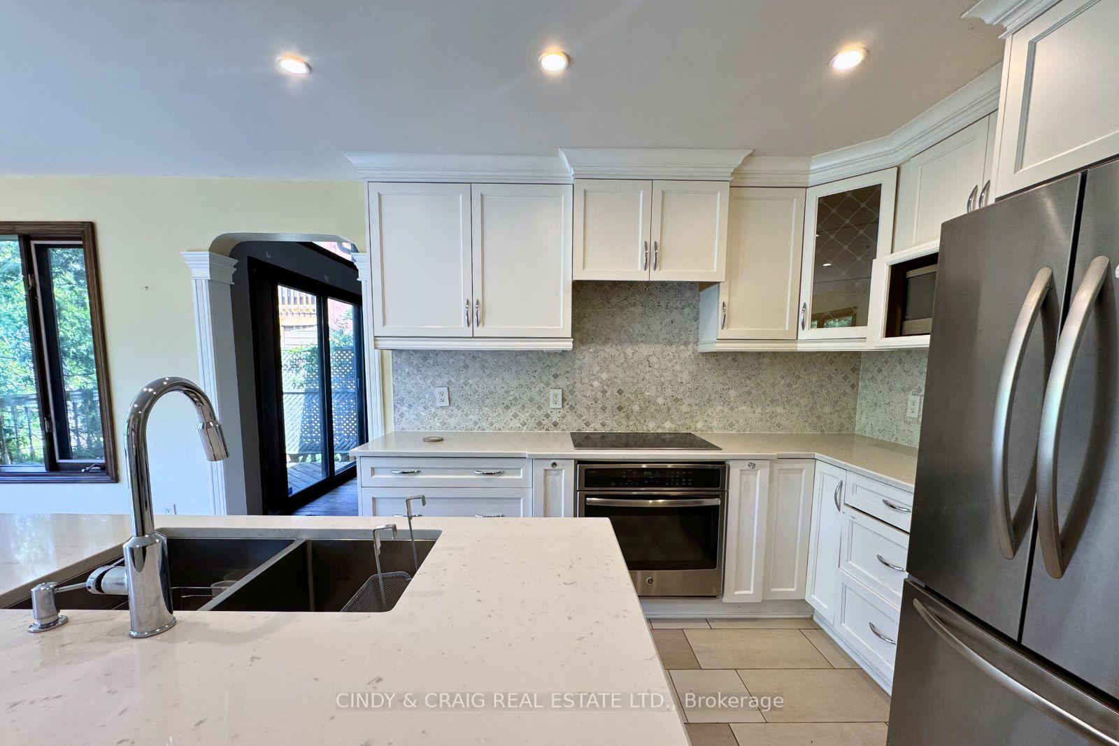Photo 7 of 1426 Highbush Trail, Pickering, Woodlands — HOMEH