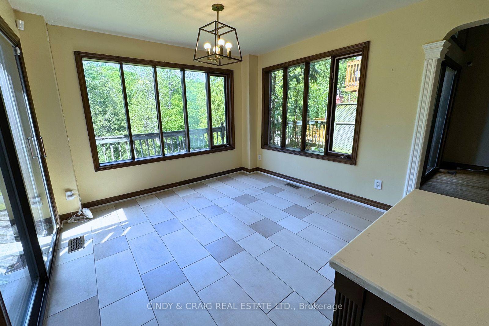 Photo 9 of 1426 Highbush Trail, Pickering, Woodlands — HOMEH