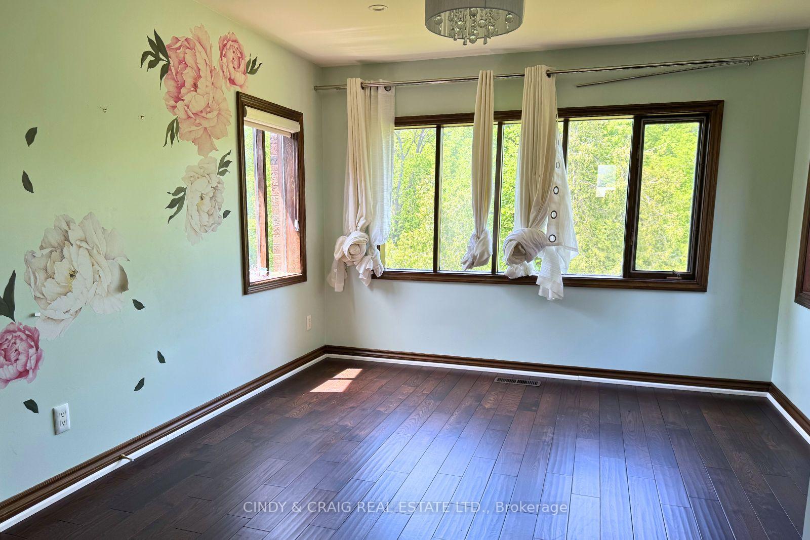 Photo 17 of 1426 Highbush Trail, Pickering, Woodlands — HOMEH