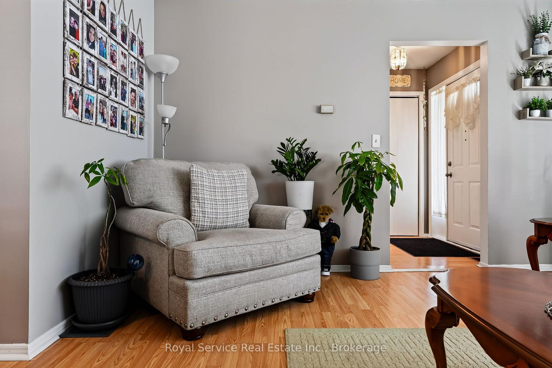 Photo 7 of 32 Hewson Drive, Port Hope — HOMEH