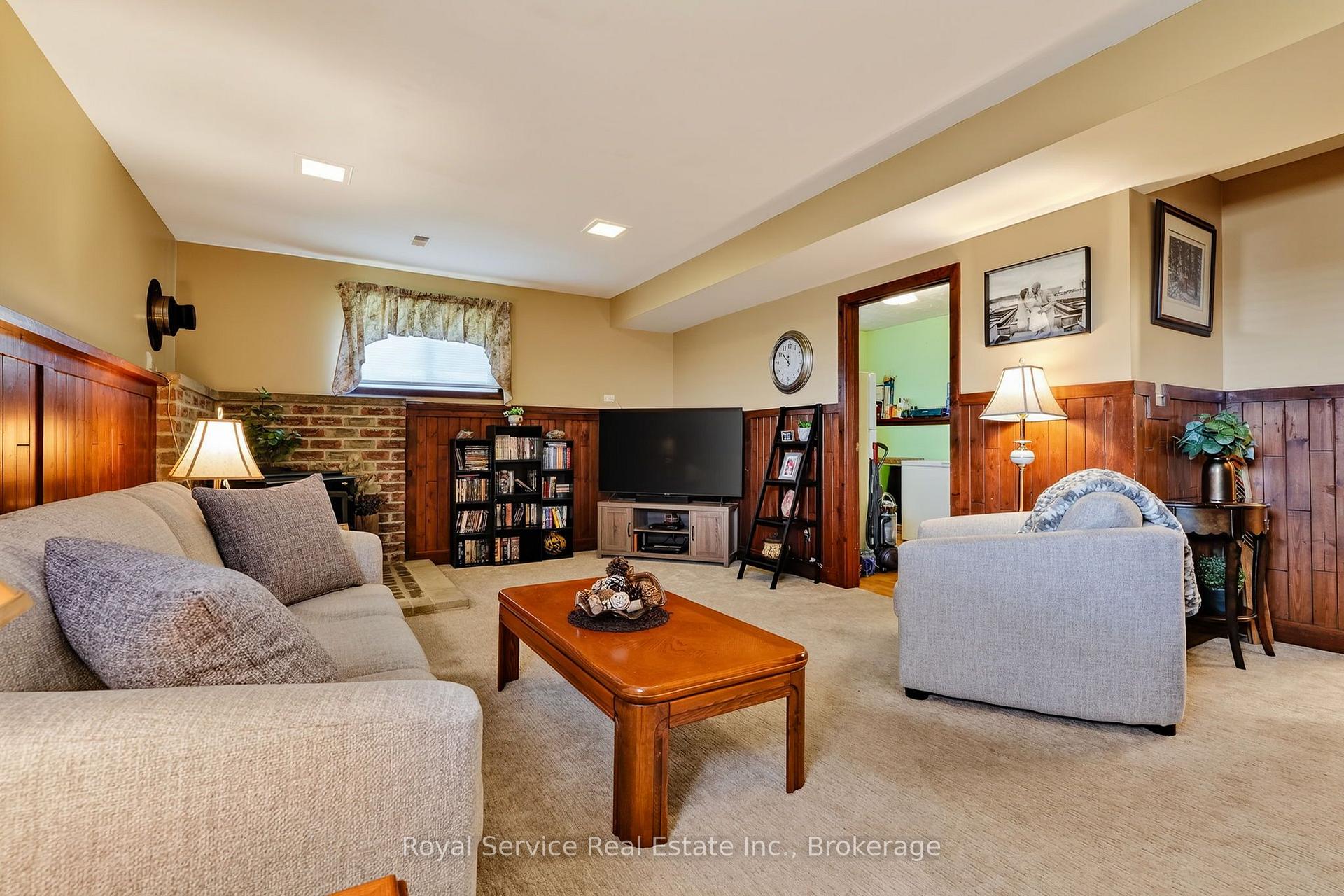 Photo 29 of 32 Hewson Drive, Port Hope — HOMEH