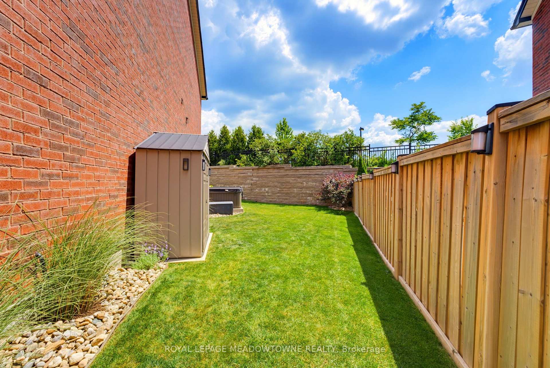 Photo 33 of 779 Banks Crescent, Milton, Willmott — HOMEH
