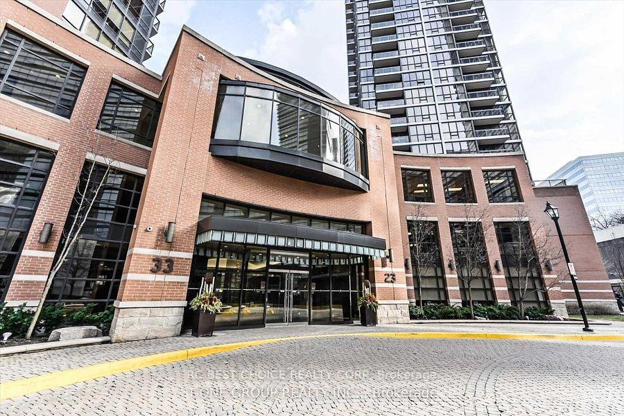 Front of 33 Sheppard Avenue